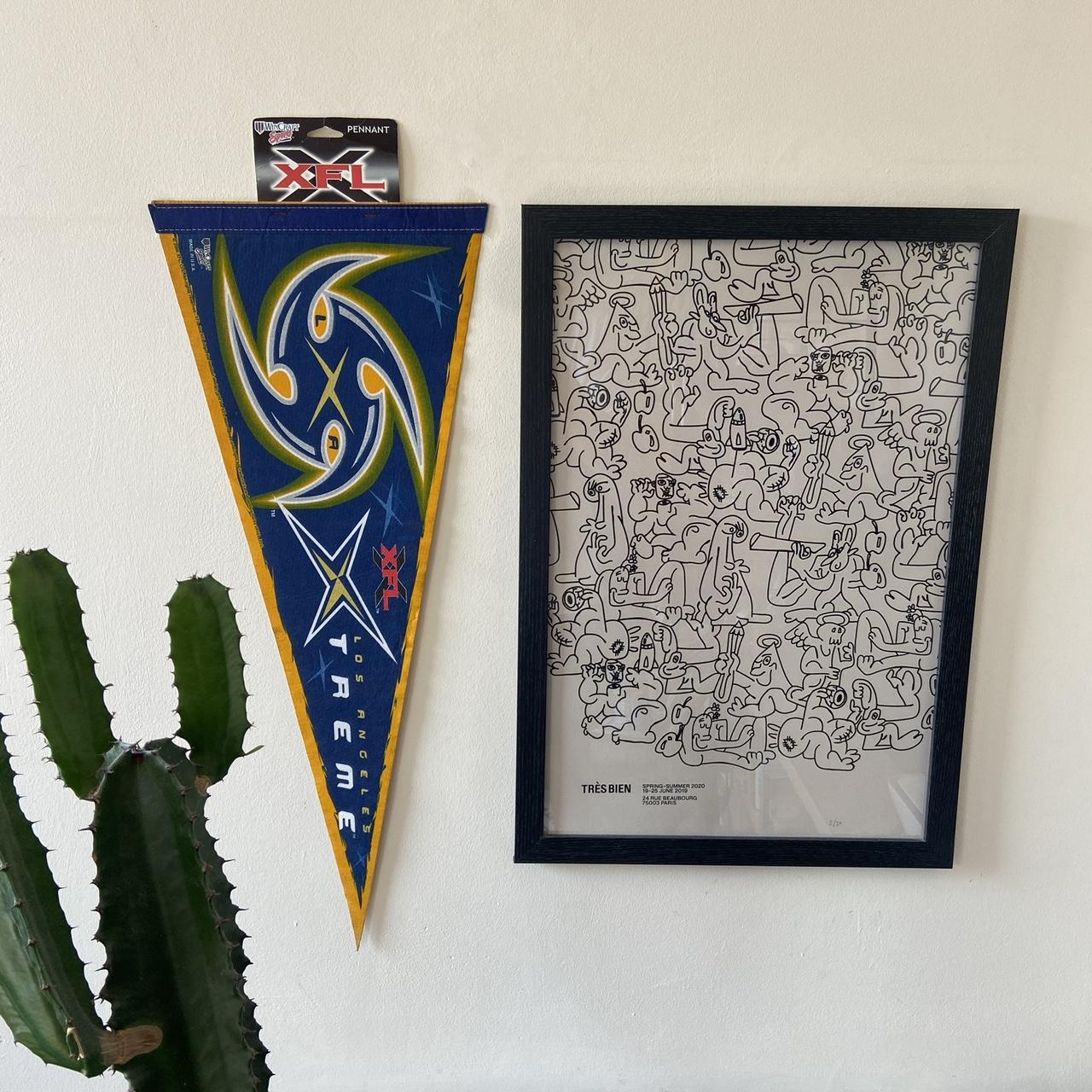 Vintage Y2K 2000s USA Los Angeles Extreme XFL American Football felt pennant
