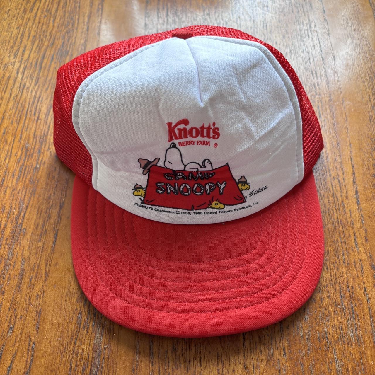 Vintage 90s USA Camp Snoopy Knott’s Berry Farm theme park California trucker cap