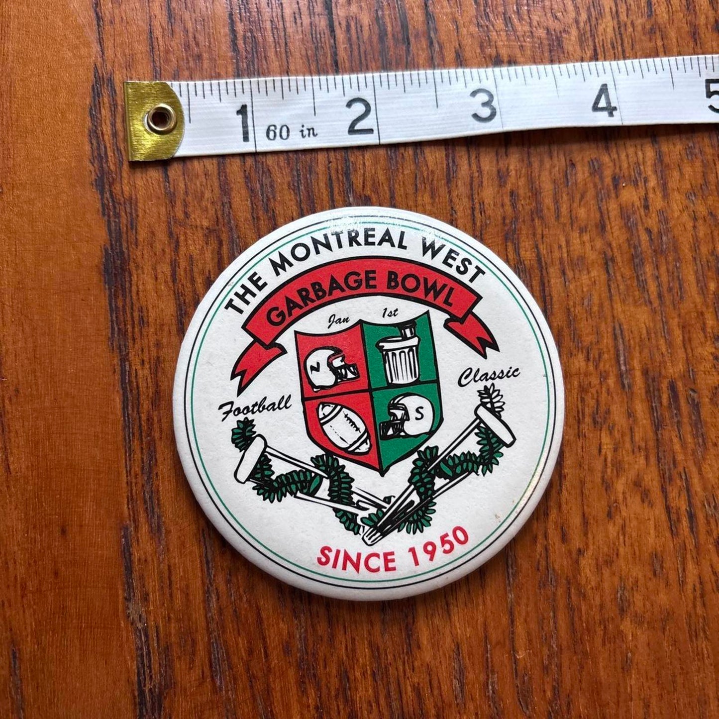 Vintage 90s Montreal Garbage Bowl American Football Canada pin badge