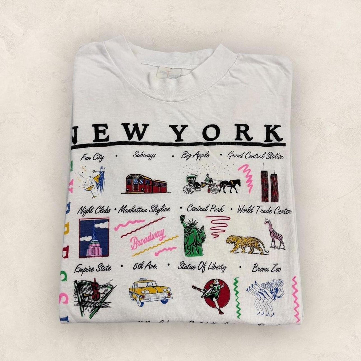 Vintage 90s USA New York City Expressions tourist souvenir graphic t-shirt