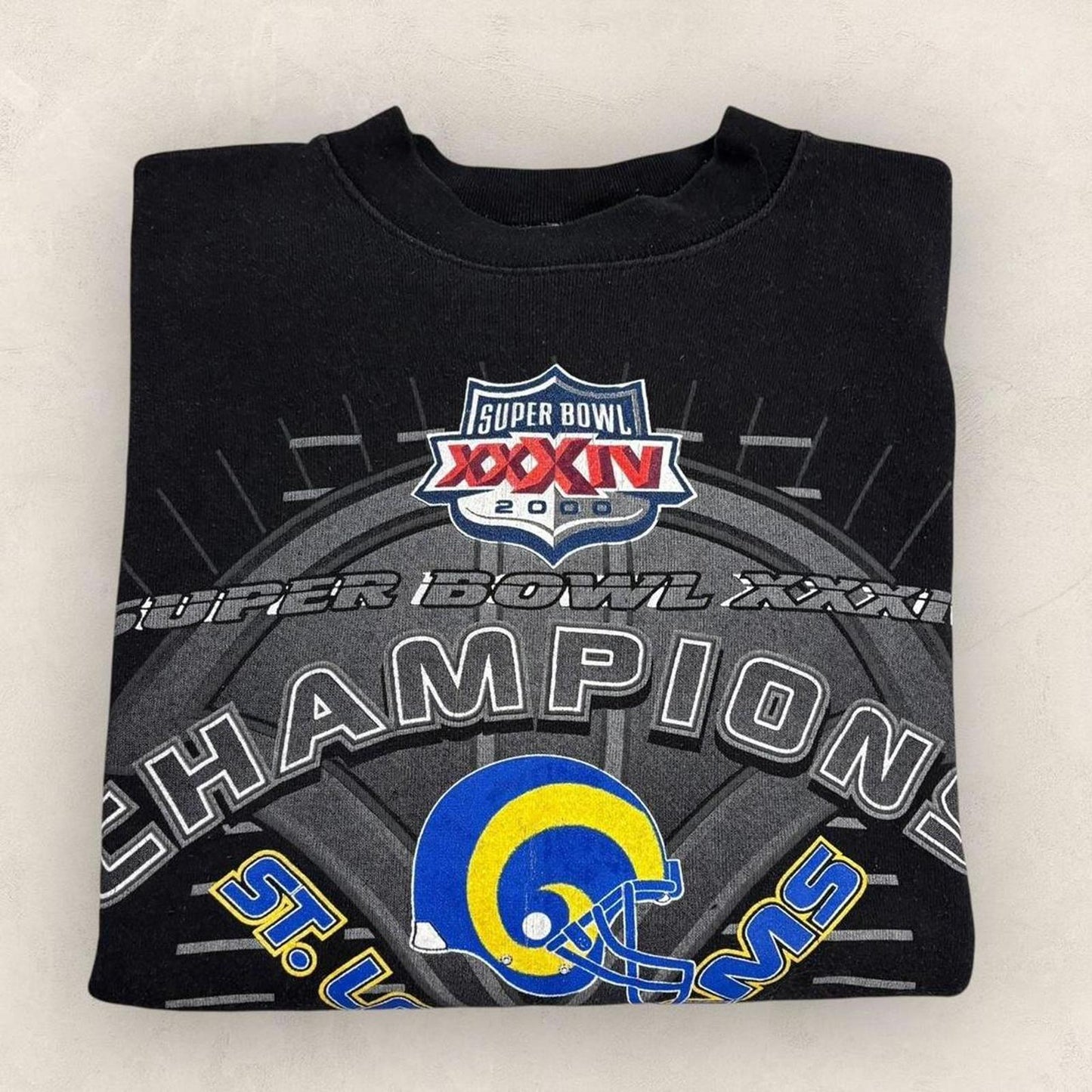 Vintage Y2K 2000 St Louis Rams Super Bowl 34 champions NFL sweatshirt