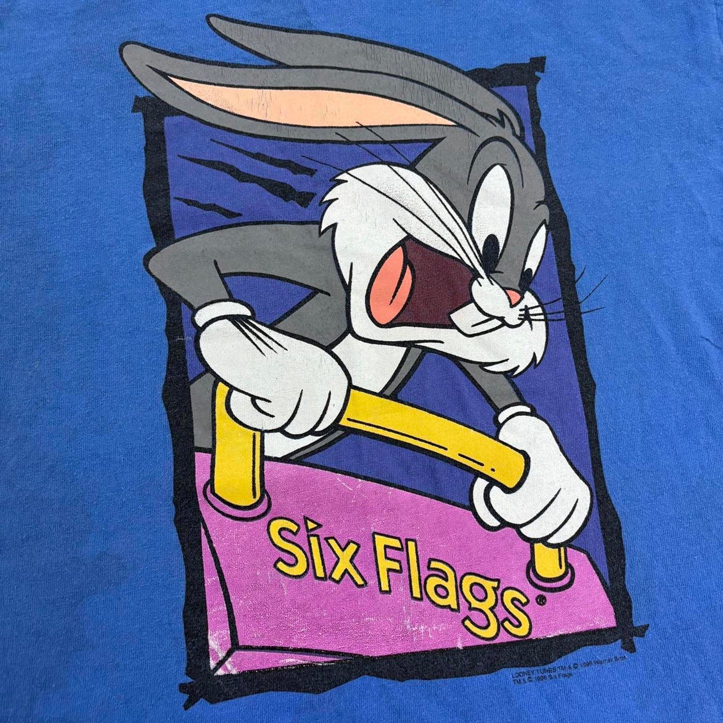 Vintage 90s USA Bugs Bunny Looney Tunes Six Flags theme park graphic t-shirt