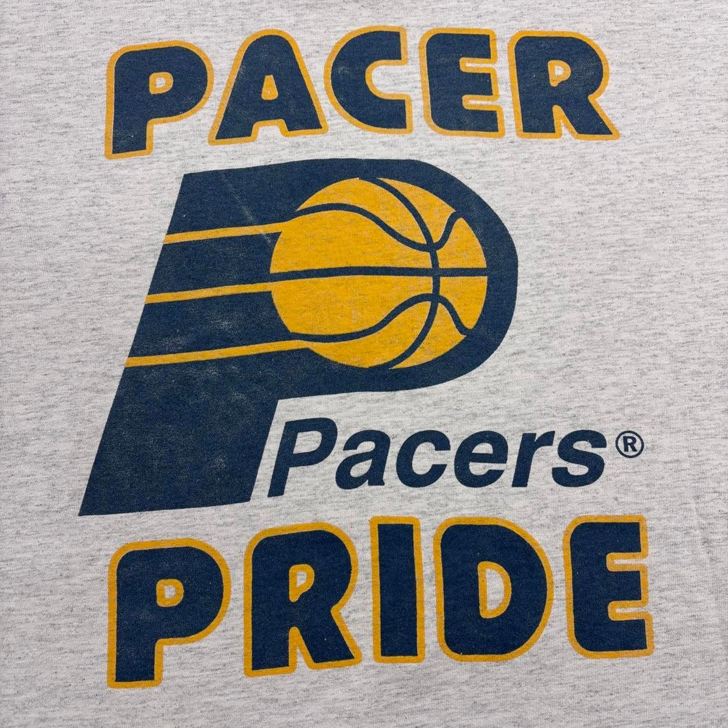 Vintage 90s USA Indiana Pacers NBA basketball graphic t-shirt