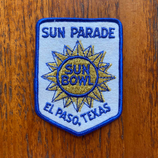 Vintage 80s USA American Football Sun Parade Sun Bowl El Paso Texas patch