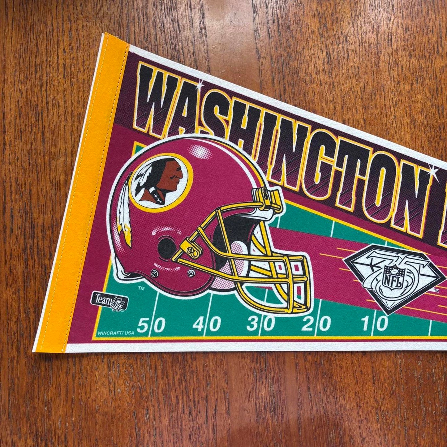 Vintage 90s USA Washington Redskins NFL American Football pennant