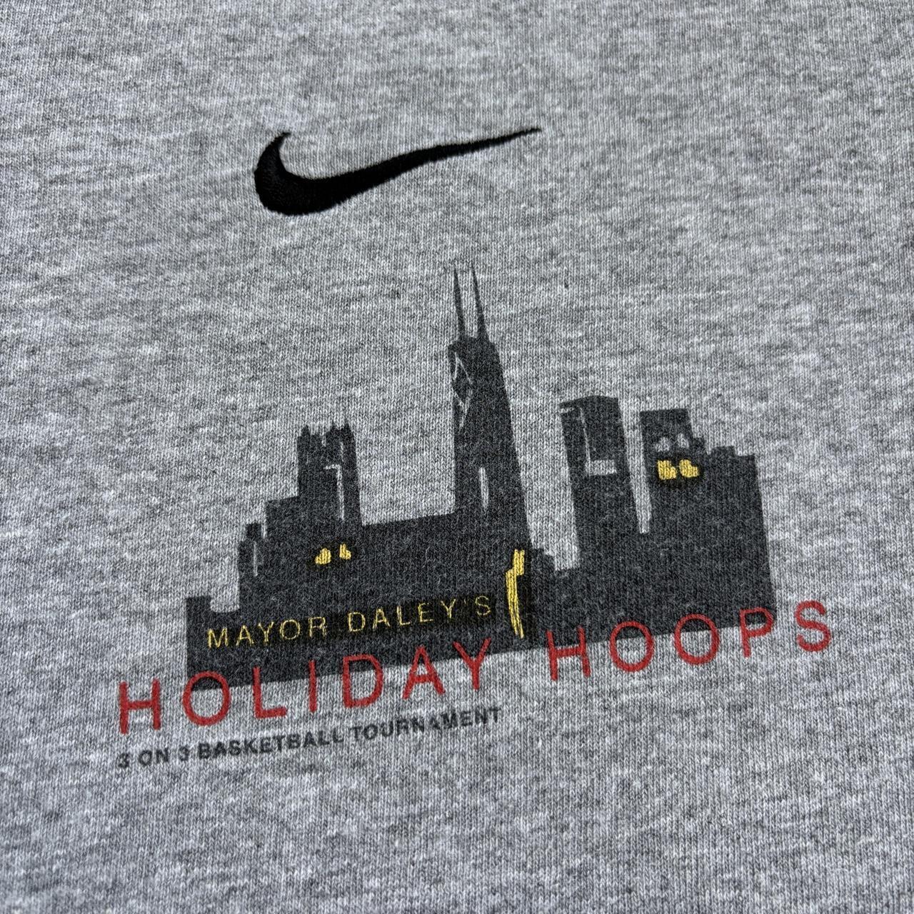 Vintage Nike holiday hoops Chicago basketball tournament t-shirt