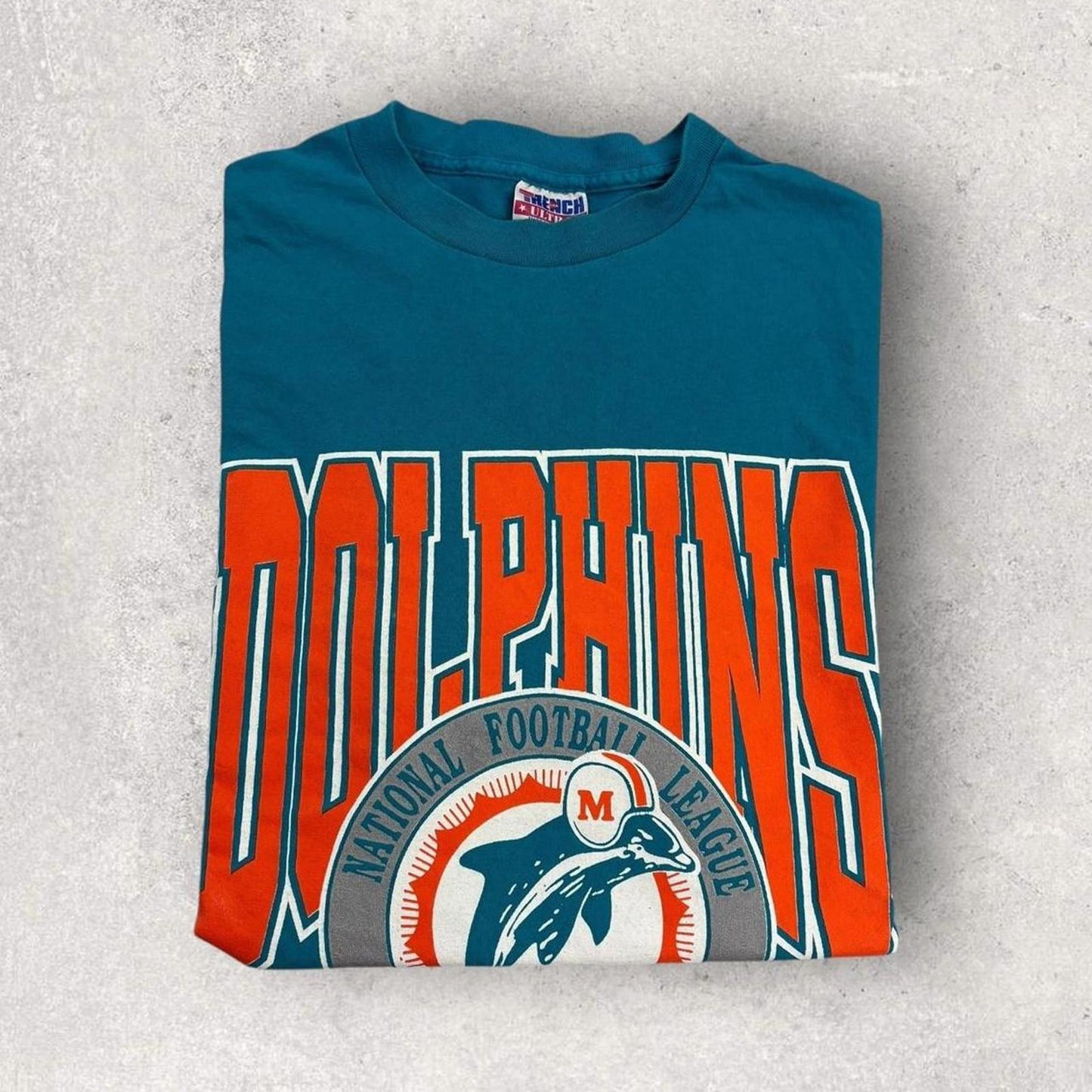 Vintage 90s USA Miami Dolphins NFL American Football graphic t-shirt
