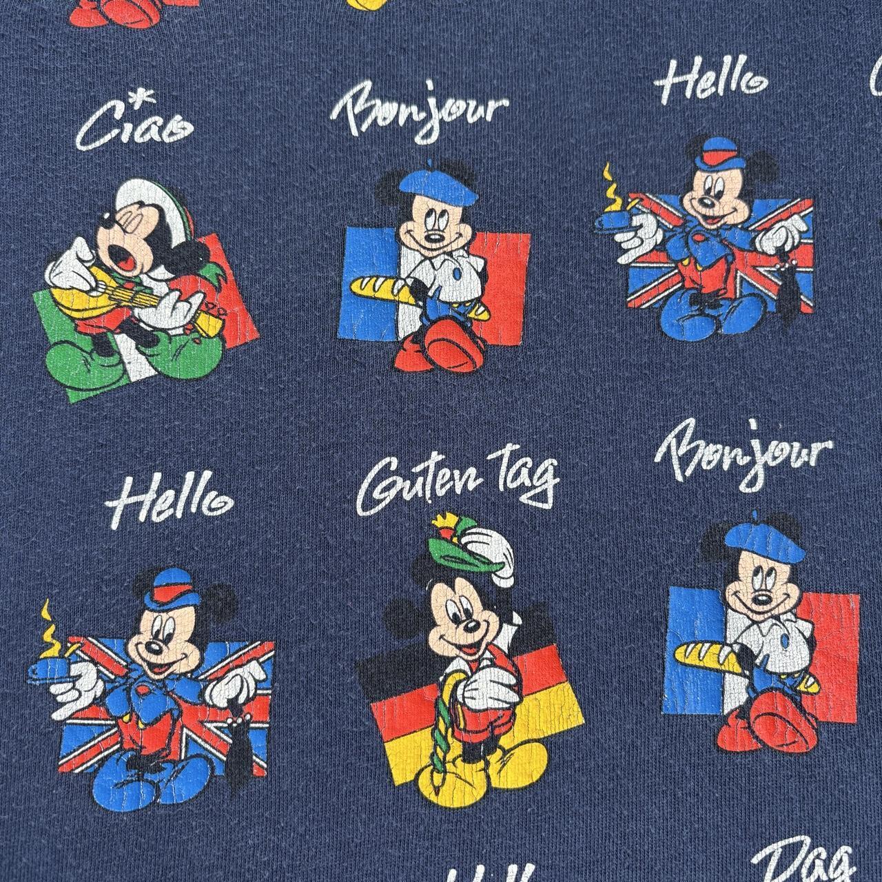 Vintage 90s Euro Disneyland Paris theme park Mickey Mouse flags t-shirt