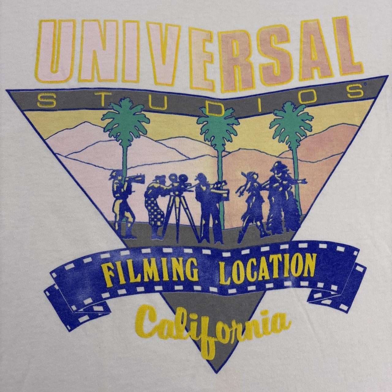Vintage 90s USA Universal Studios Hollywood California filming location movie set graphic t-shirt