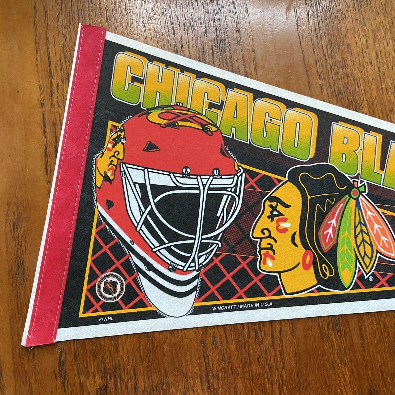 Vintage 90s USA Chicago Blackhawks NHL ice hockey felt pennant