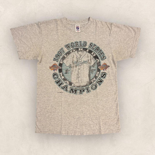 Vintage 90s USA Florida Marlins MLB baseball World Series Champions graphic t-shirt