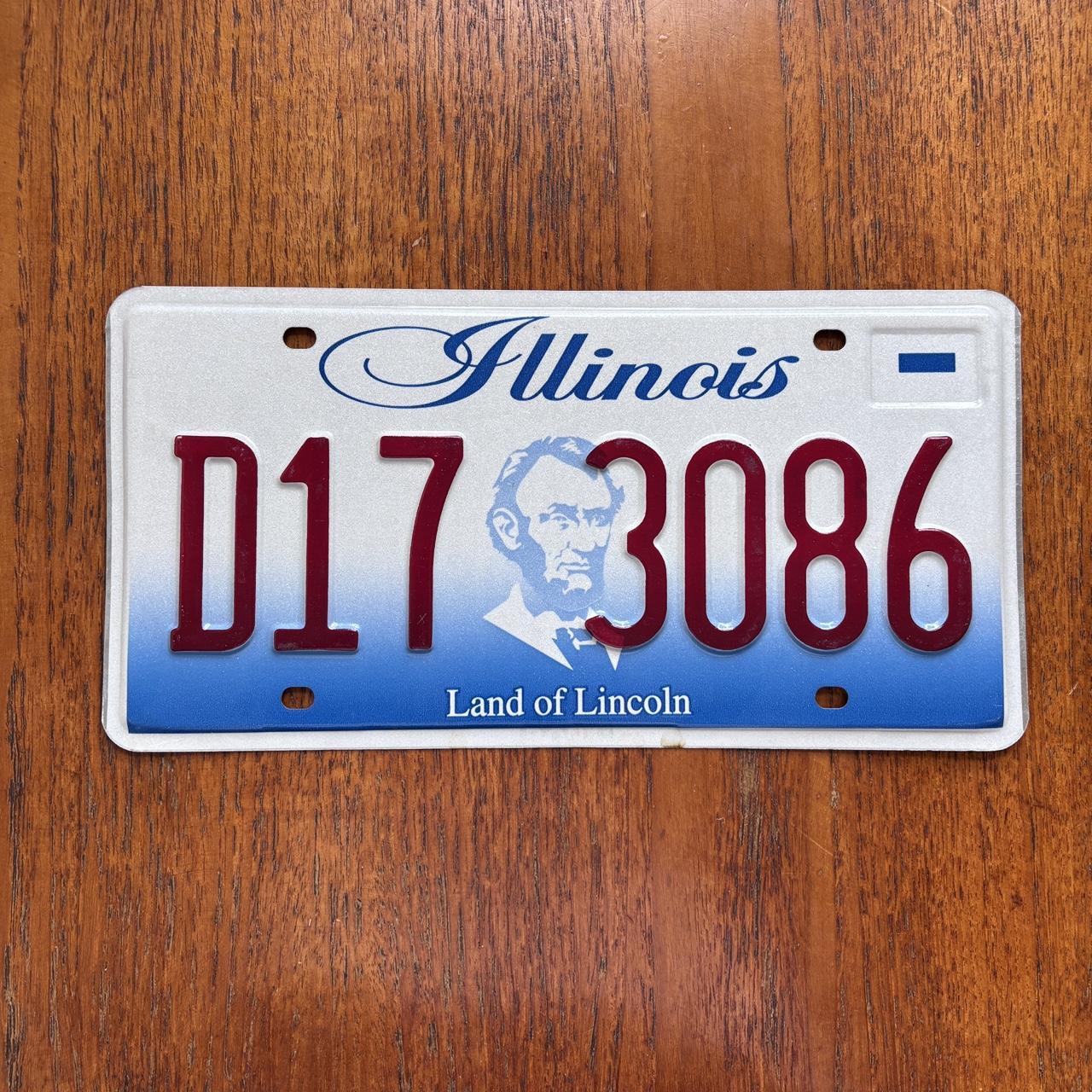 Vintage Y2K Illinois State Land of Lincoln American license plate