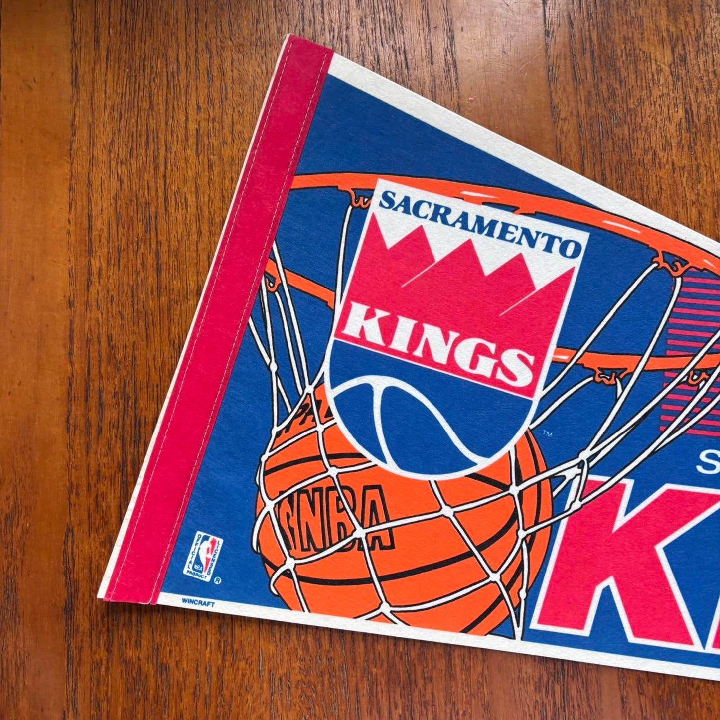 Vintage 90s USA Sacramento Kings NBA basketball felt pennant