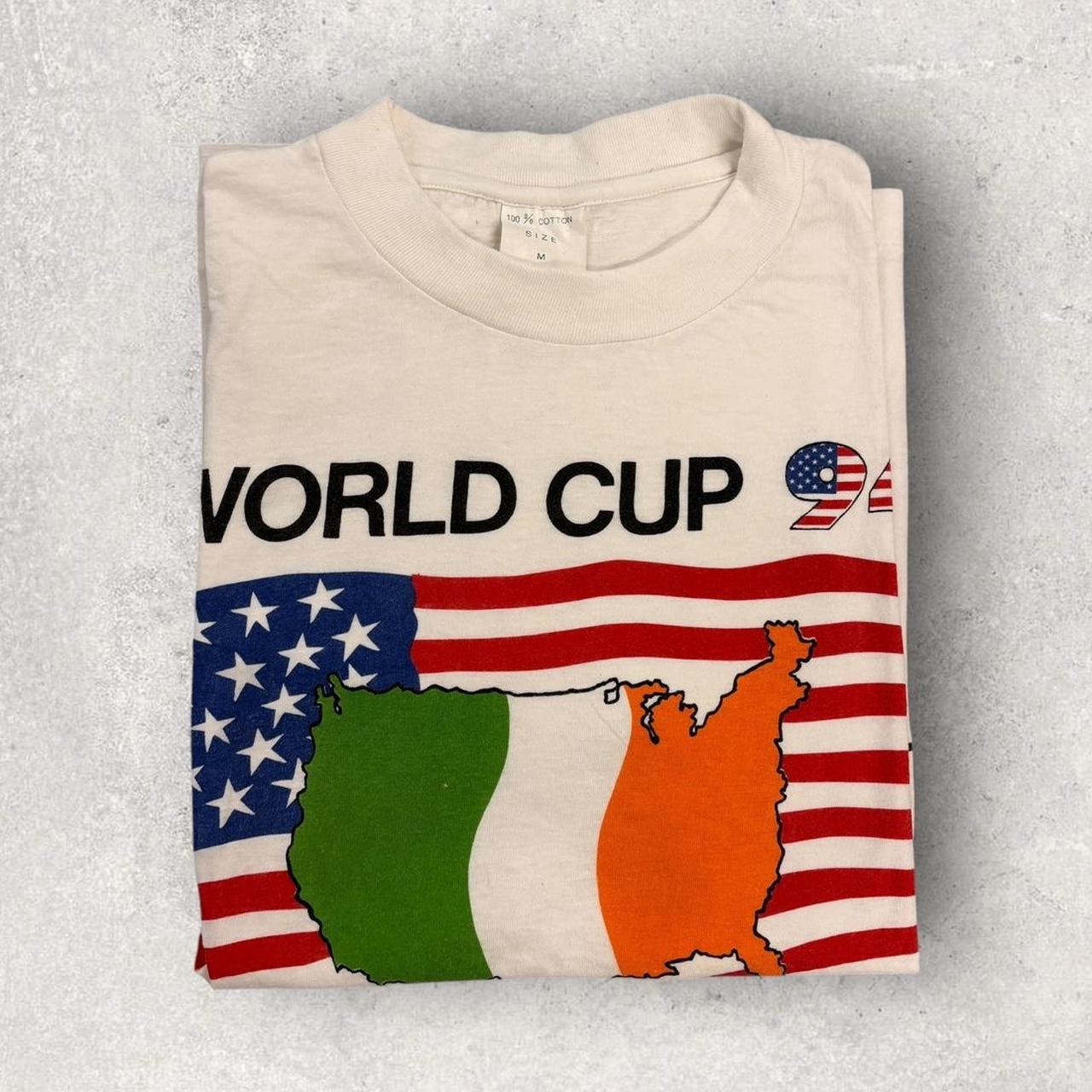 Vintage 90s USA World Cup 94 football tournament graphic t-shirt