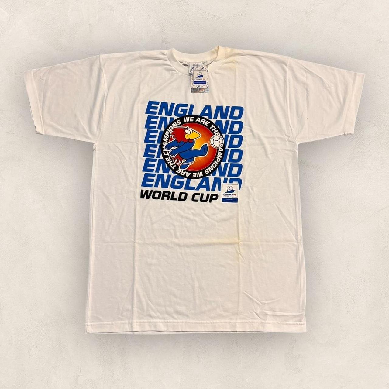 Vintage 90s France 98 World Cup FIFA graphic t-shirt