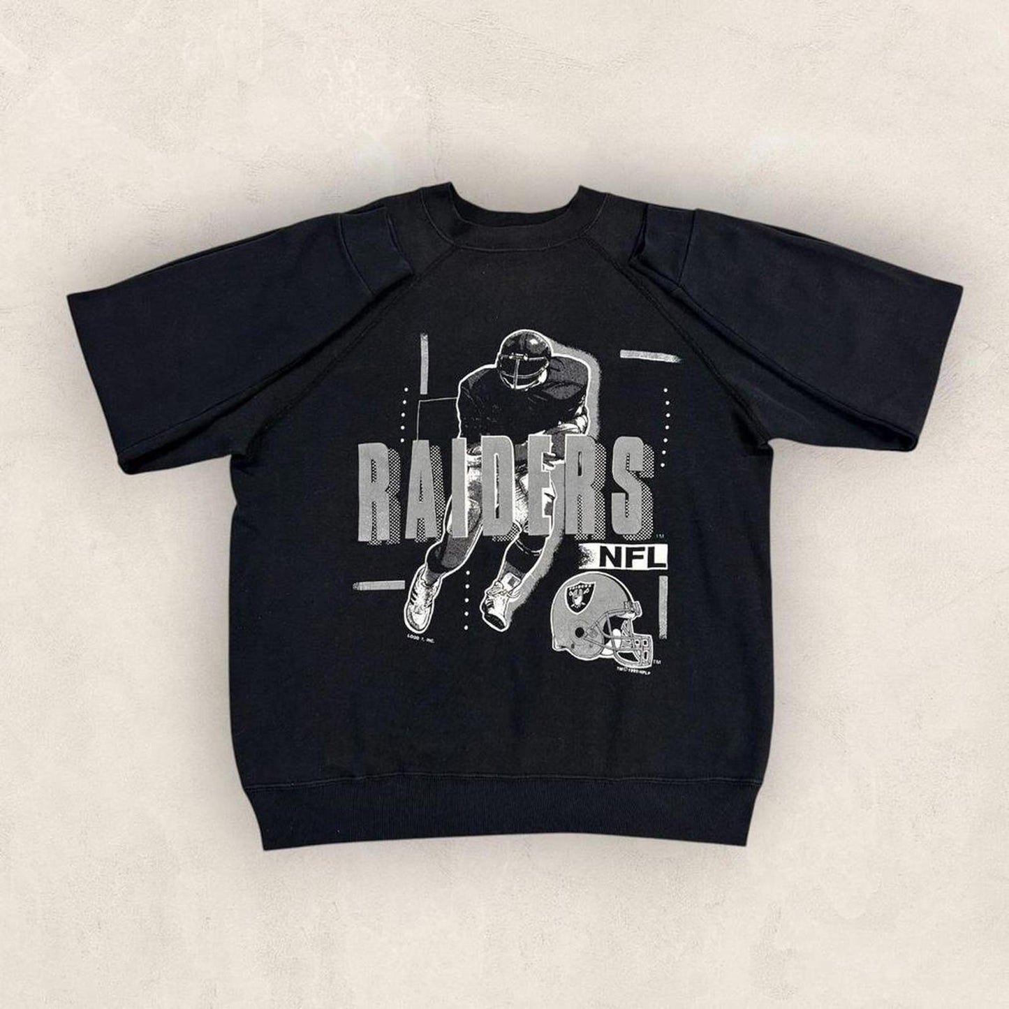 Vintage 90s USA Oakland Raiders NFL American Football graphic sweatshirt