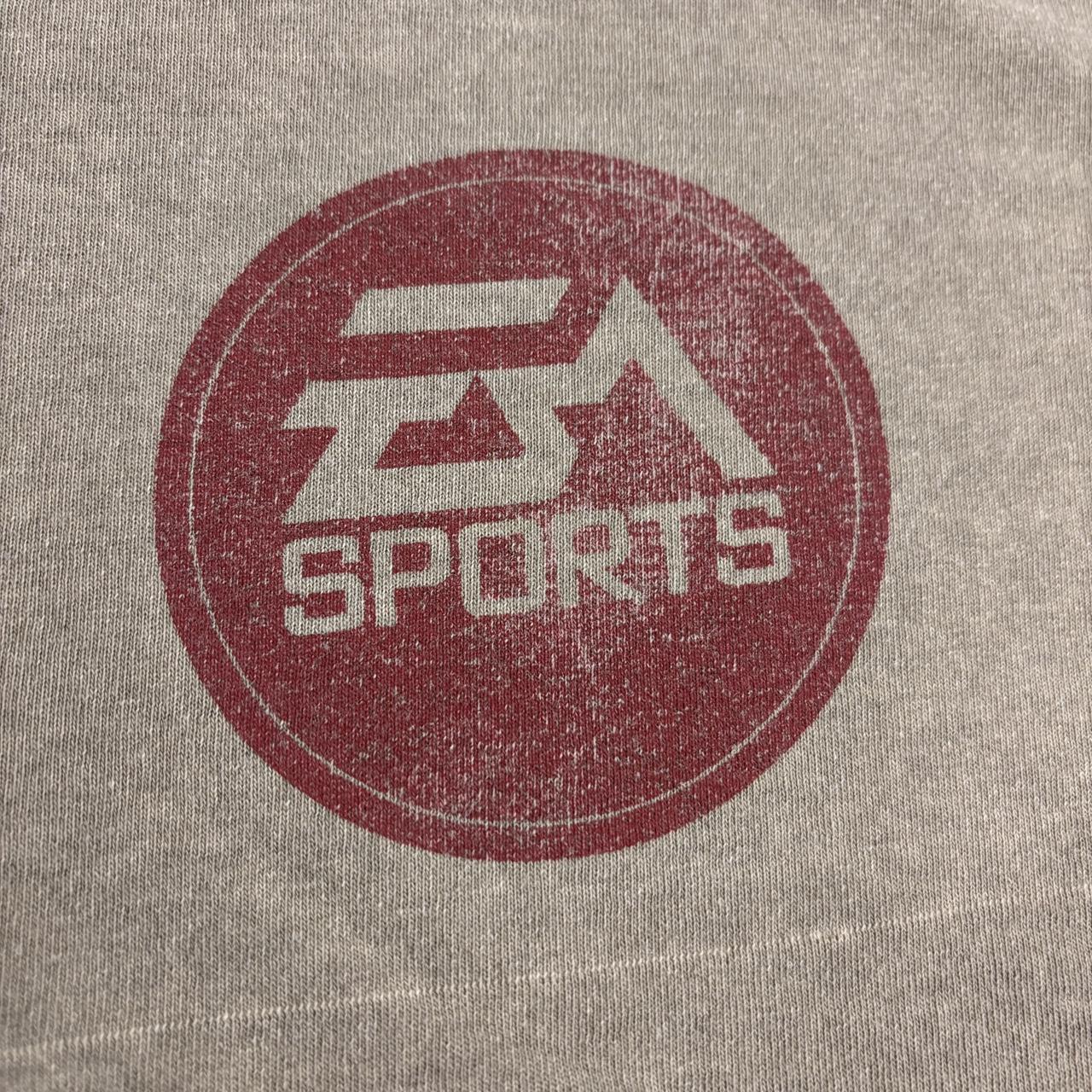 Vintage 90s USA EA Sports Warped Tour Gamer gaming graphic t-shirt