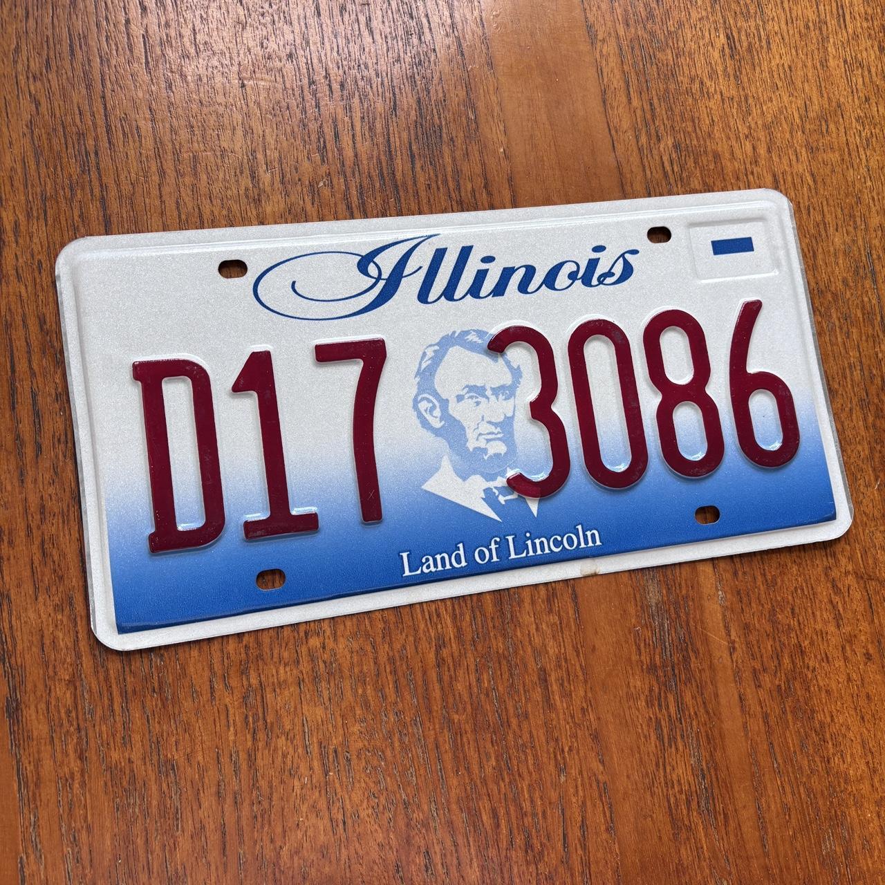 Vintage Y2K Illinois State Land of Lincoln American license plate