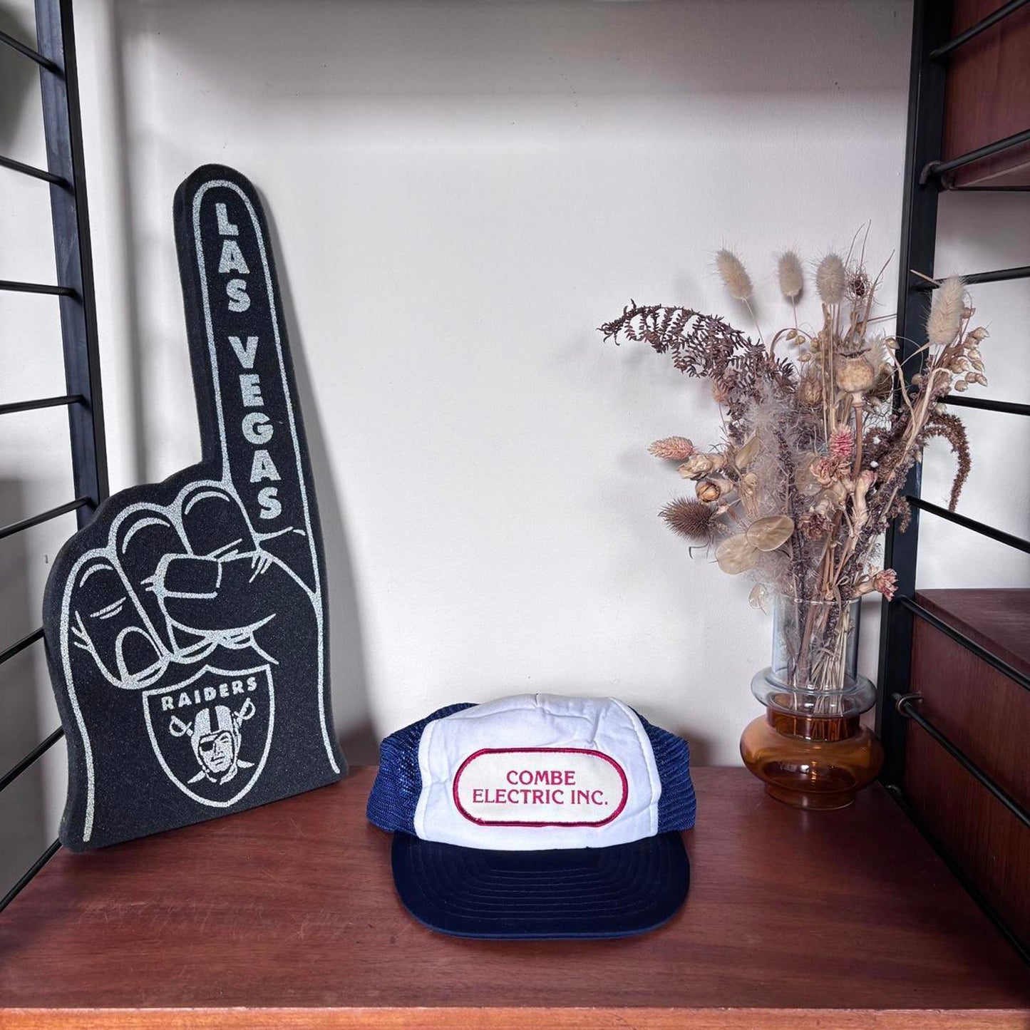 Vintage 90s USA Combe Electrical Inc construction workwear graphic trucker cap