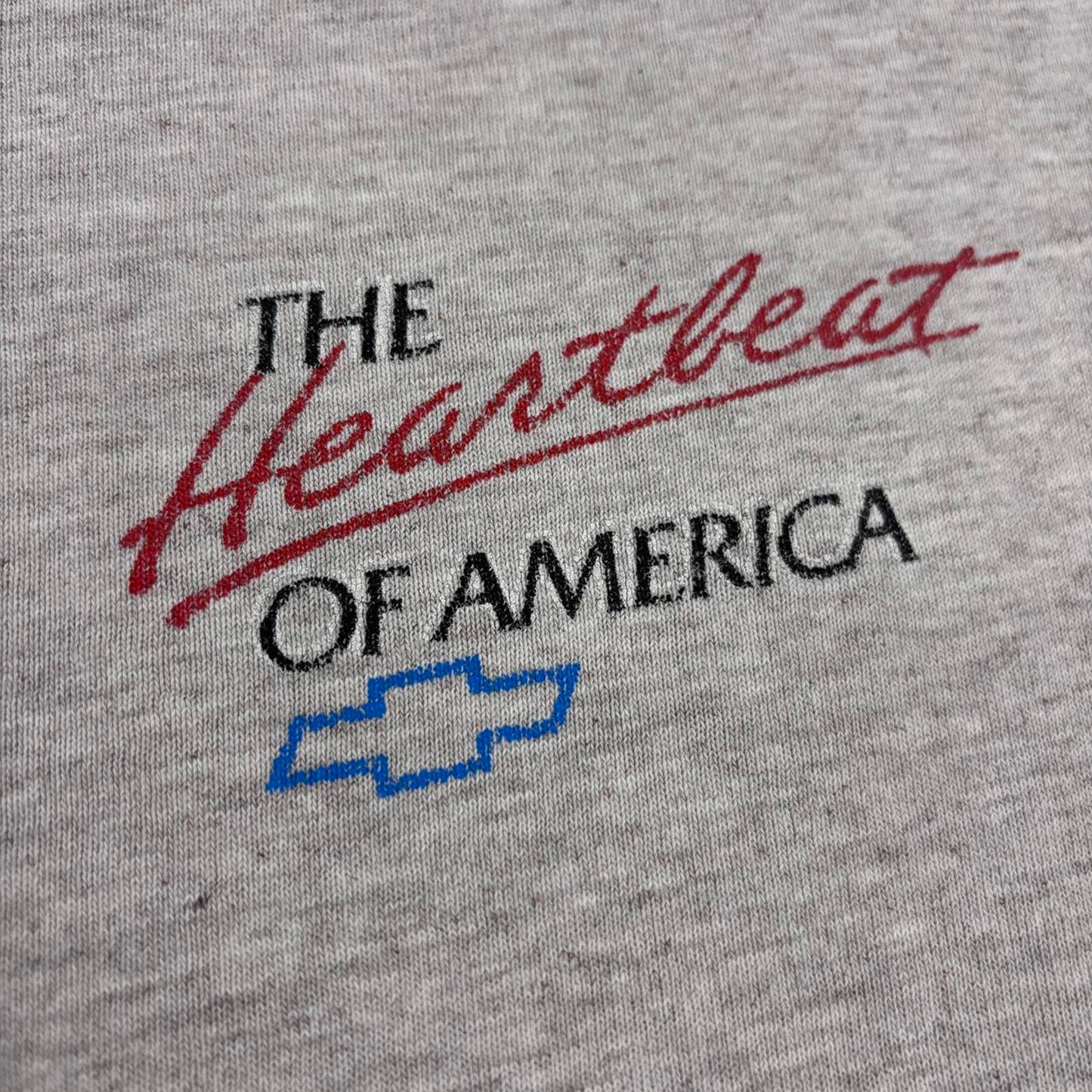Vintage 90s USA Chevrolet automobile the heartbeat of America graphic t-shirt