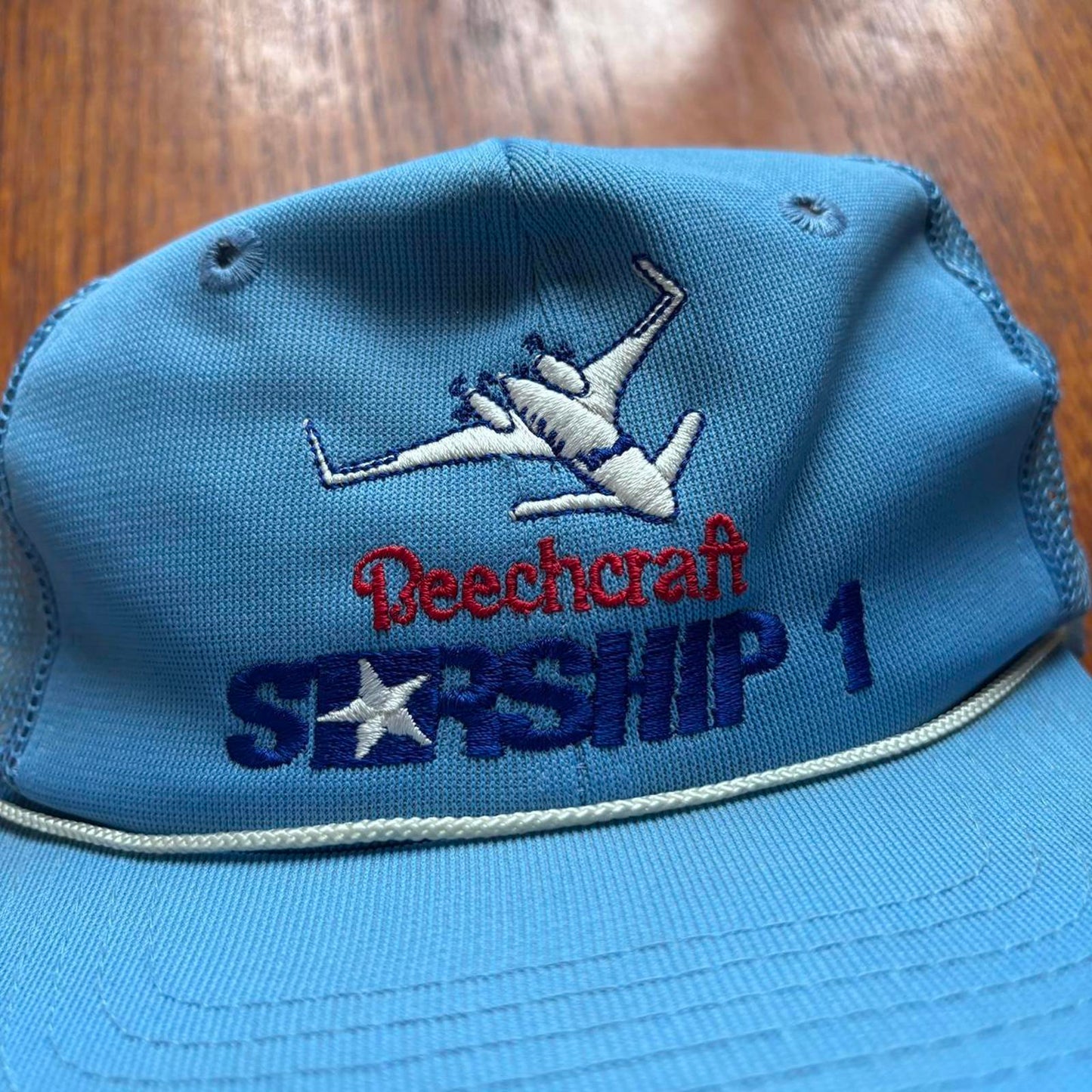 Vintage 90s USA Beechcraft Starship One flight aeroplane graphic trucker cap