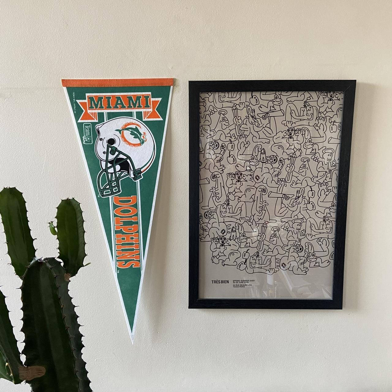 Vintage 90s USA Miami Dolphins NFL American Football felt pennant