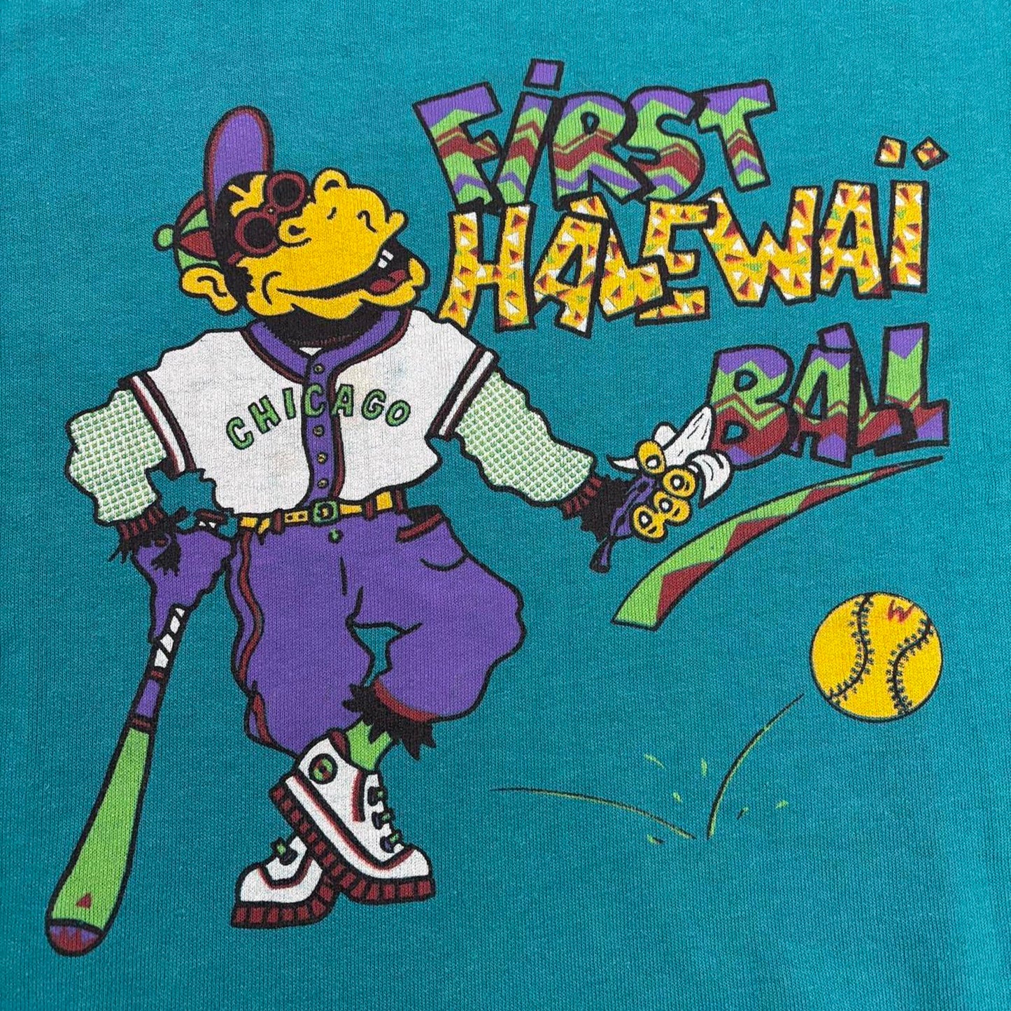 Vintage 90s USA Halewai ball Oahu Hawaii baseball softball graphic sweatshirt