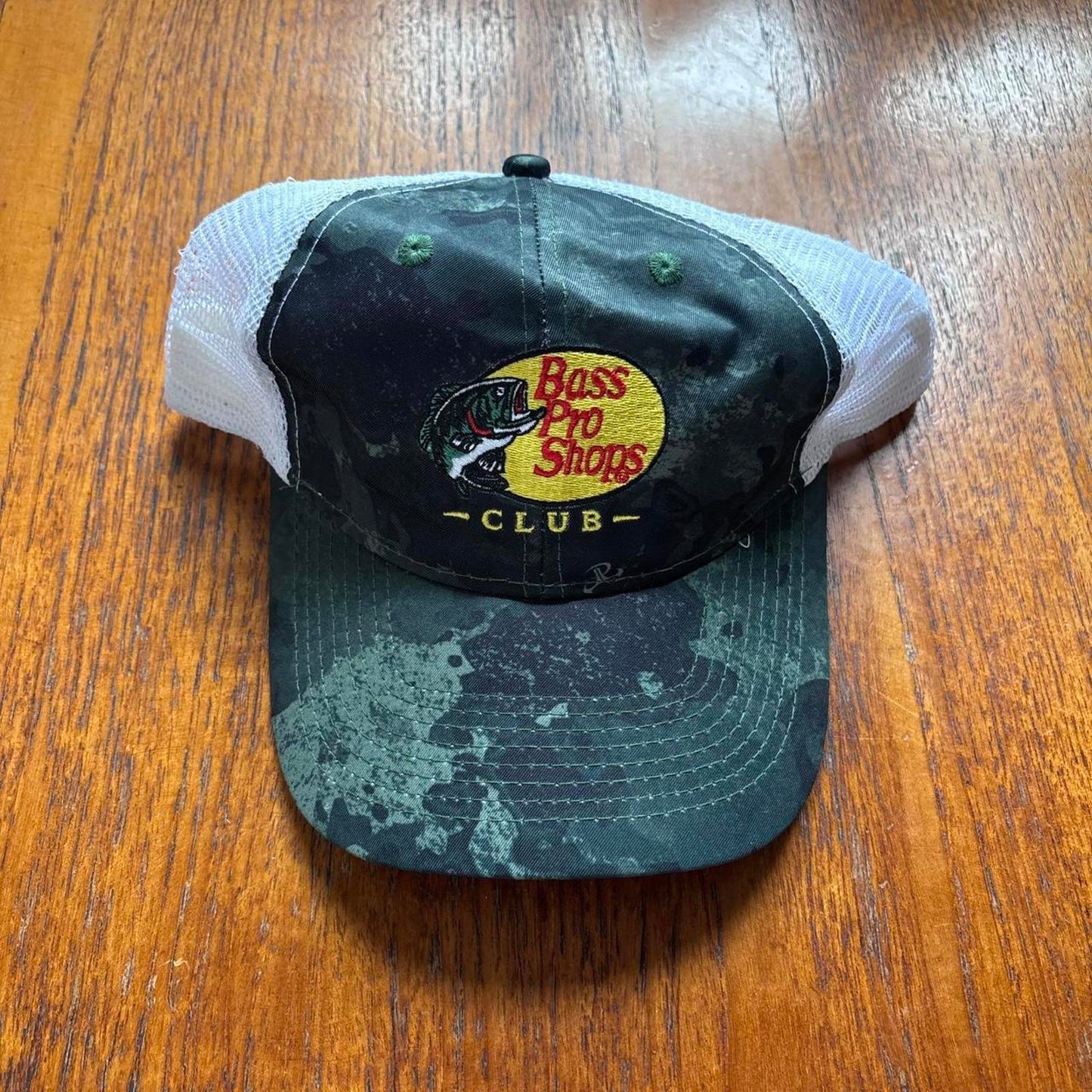 Vintage Y2K Bass Pro Shops club fishing hunting camping camo trucker cap