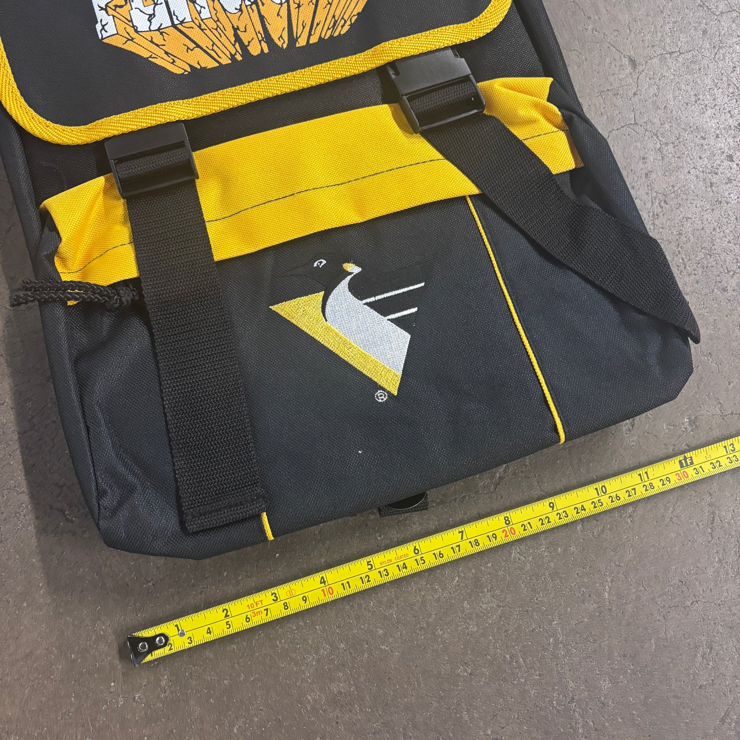 Vintage 90s USA Pittsburgh Penguins NHL Ice Hockey Backpack (Deadstock)