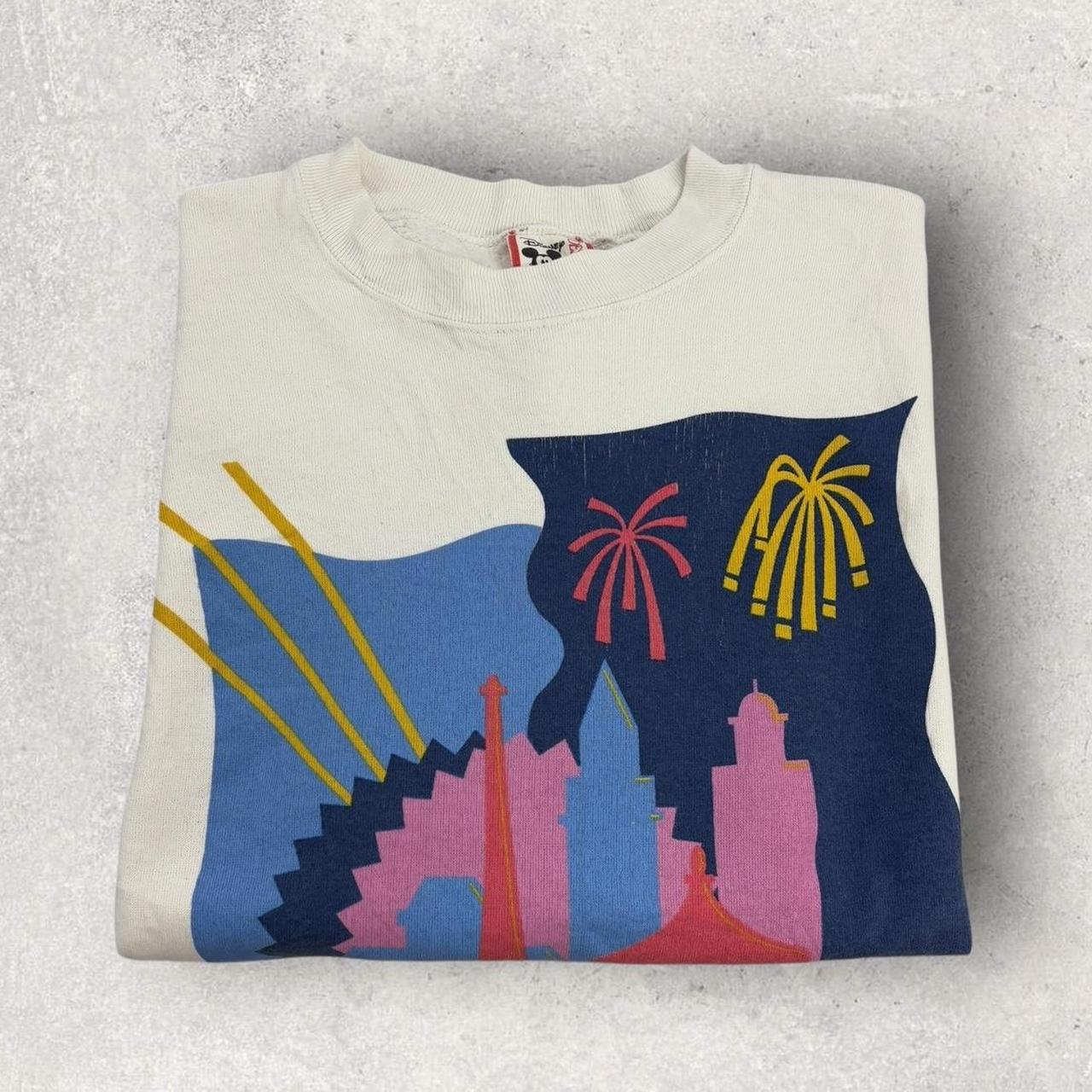 Vintage 90s USA Disney Epcot Center theme park graphic sweatshirt