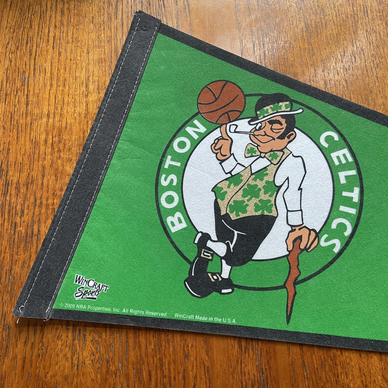 Vintage Y2K 2000s Boston Celtics basketball NBA felt pennant