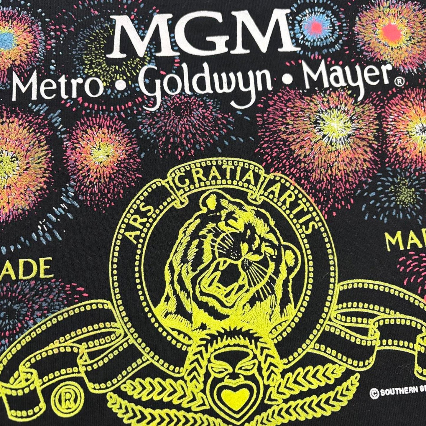 Vintage 90s USA MGM Studios Florida Metro Goldwyn Mayer movie theme park t-shirt