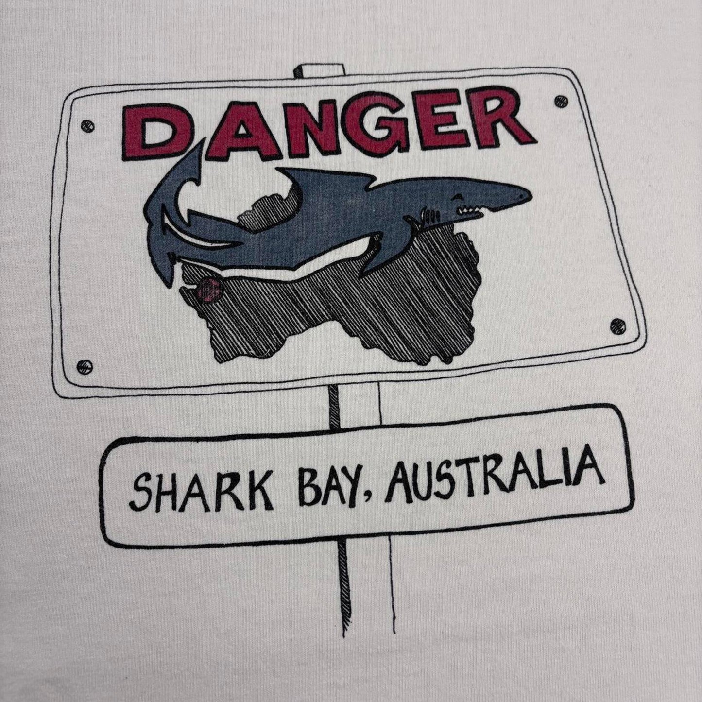 Vintage 90s Shark Bay Western Australia great white souvenir t-shirt