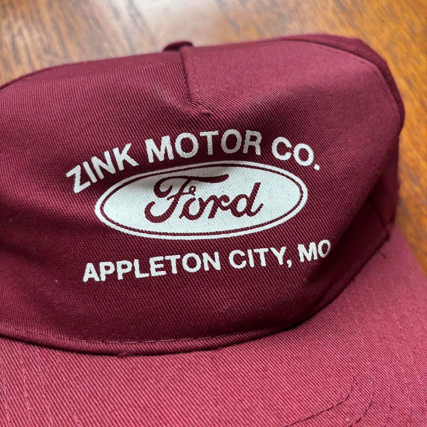 Vintage 90s USA Ford motor company car dealership automobile graphic cap