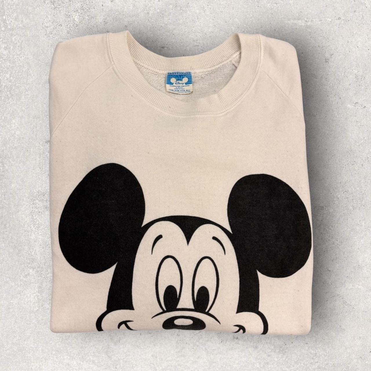 Vintage 90s USA Mickey Mouse Disney graphic sweatshirt