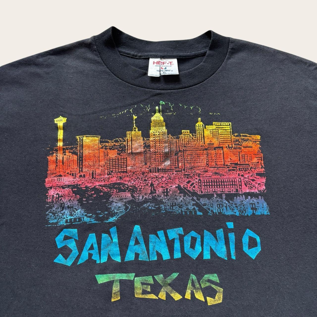 Vintage 90s USA San Antonio Texas city skyline souvenir t-shirt