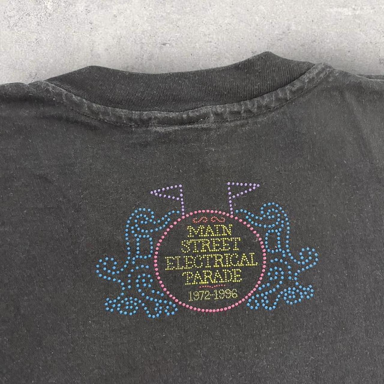 Vintage 90s USA Walt Disney World Magic Kingdom Main Street electrical parade t-shirt