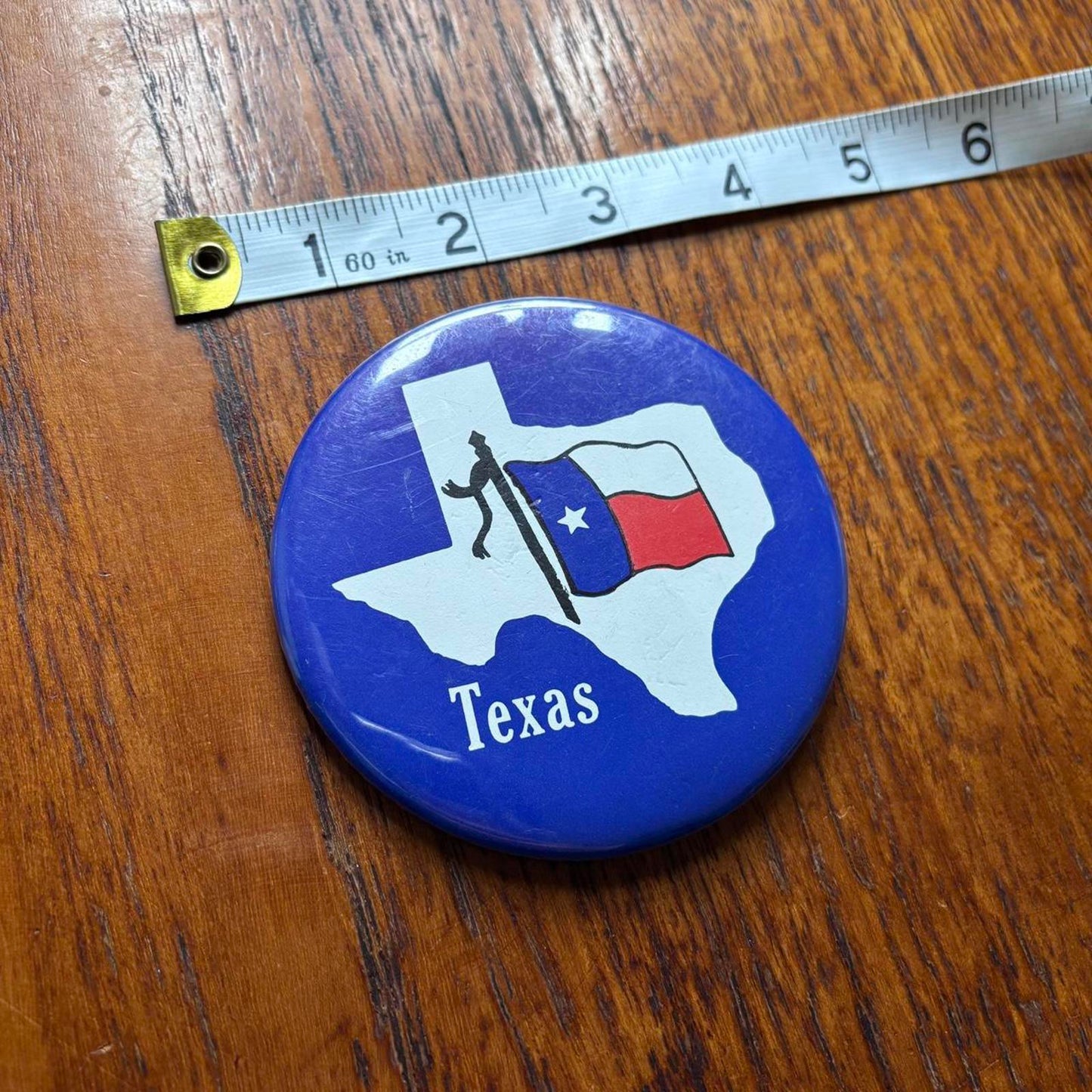 Vintage 90s USA Texas state flag pin badge