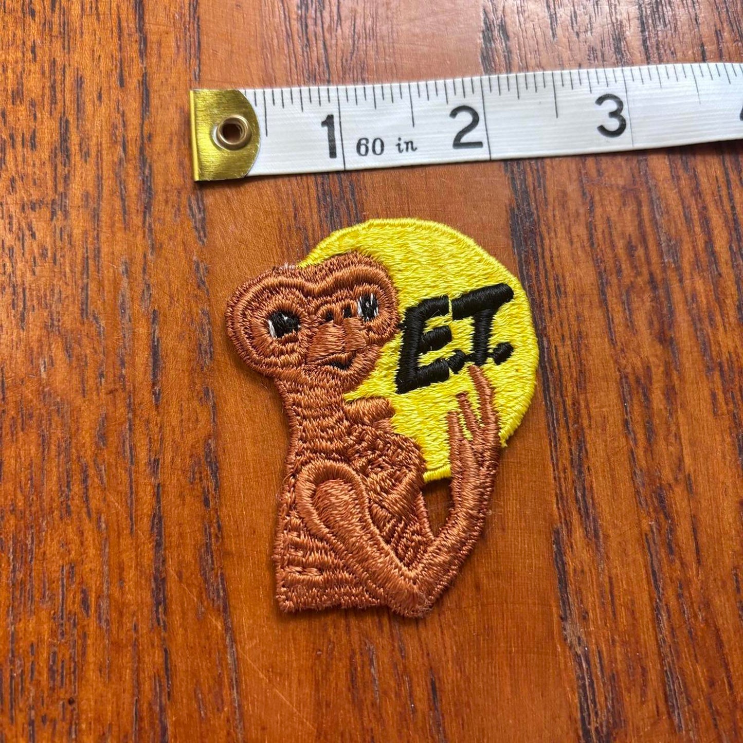 Vintage 90s USA ET extra terrestrial film movie embroidered patch