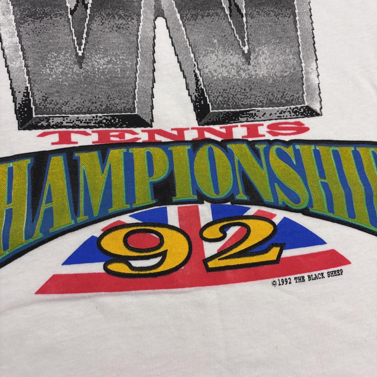 Vintage 90s in Wimbledon tennis championship tournament London graphic t-shirt