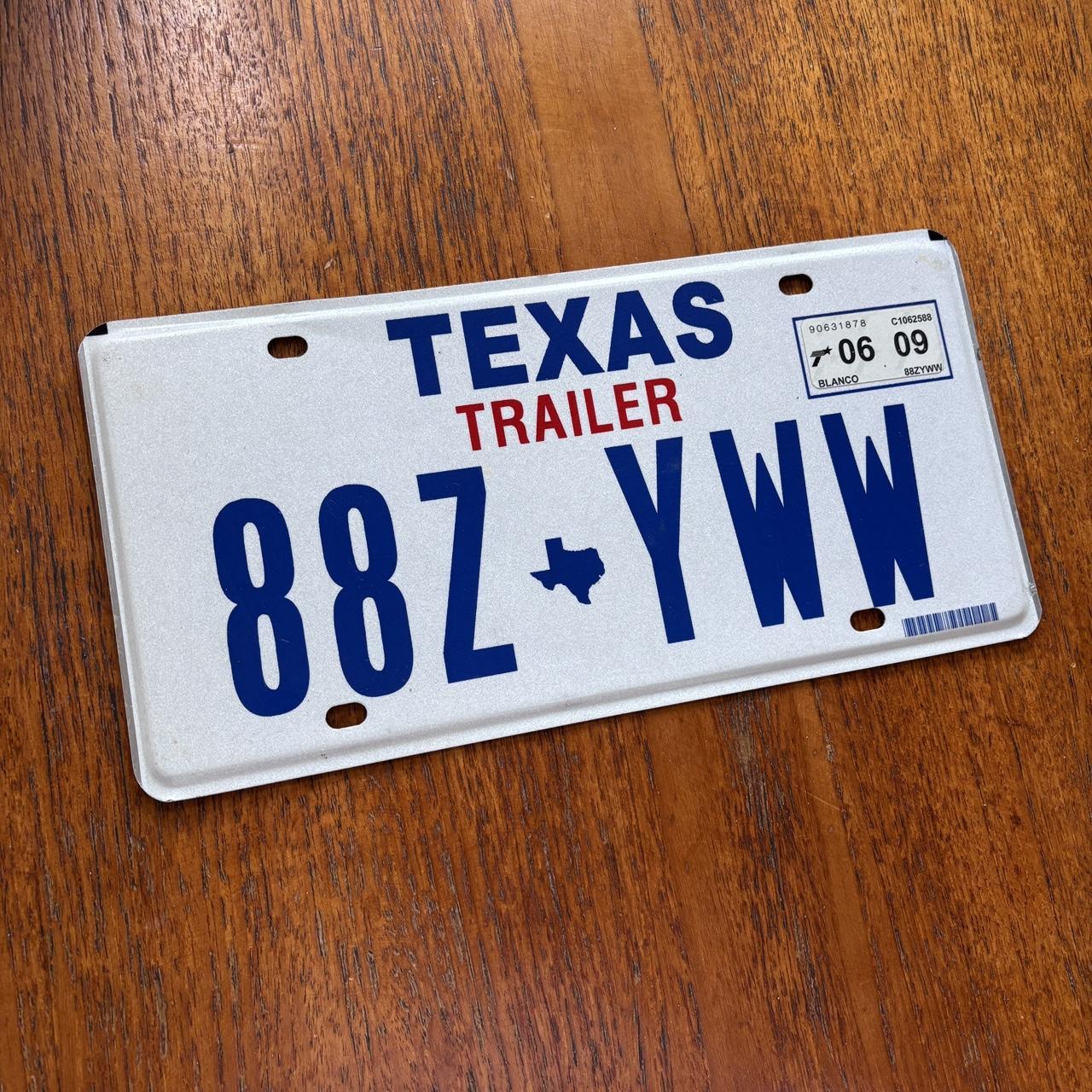 Vintage Y2K Texas trailer American license plate