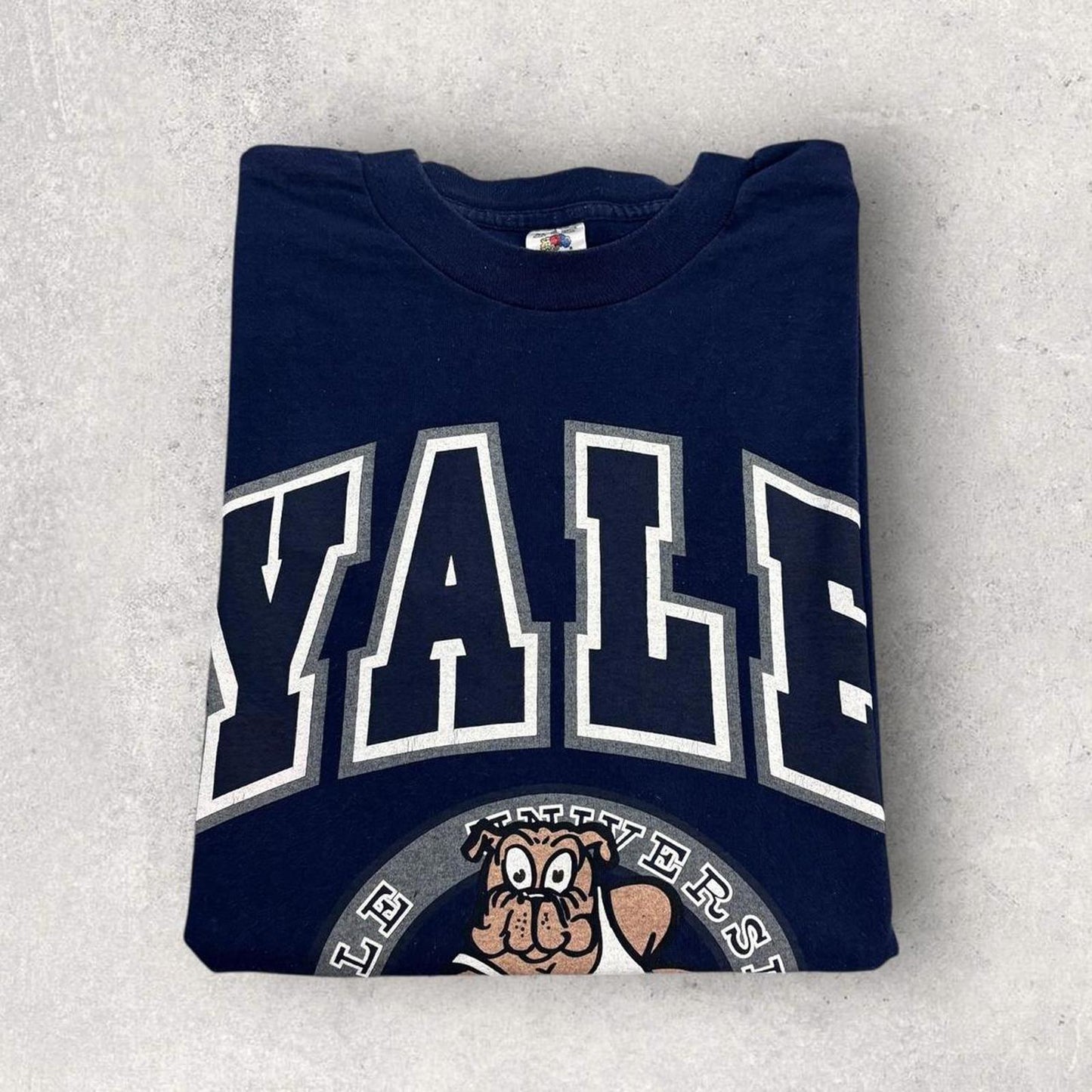 Vintage 90s USA Yale university NCAA basketball bulldog mascot varsity t-shirt