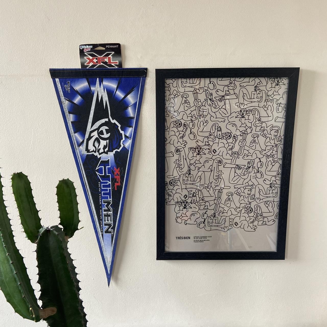 Vintage Y2K 2000s USA New York New Jersey Hitmen XFL American Football felt pennant