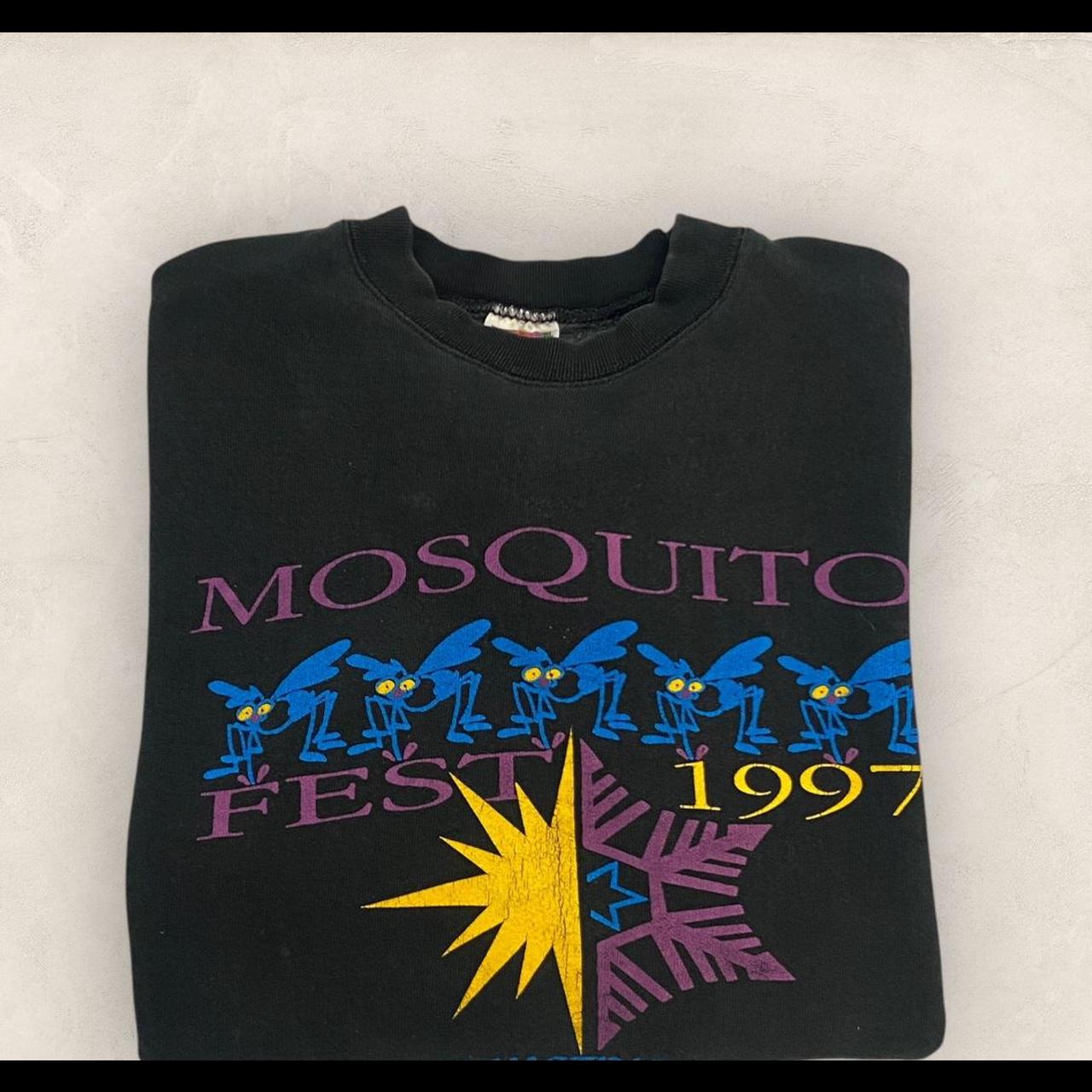 Vintage 90s USA Mosquito Festival Hastings Minnesota nature wildlife graphic sweatshirt
