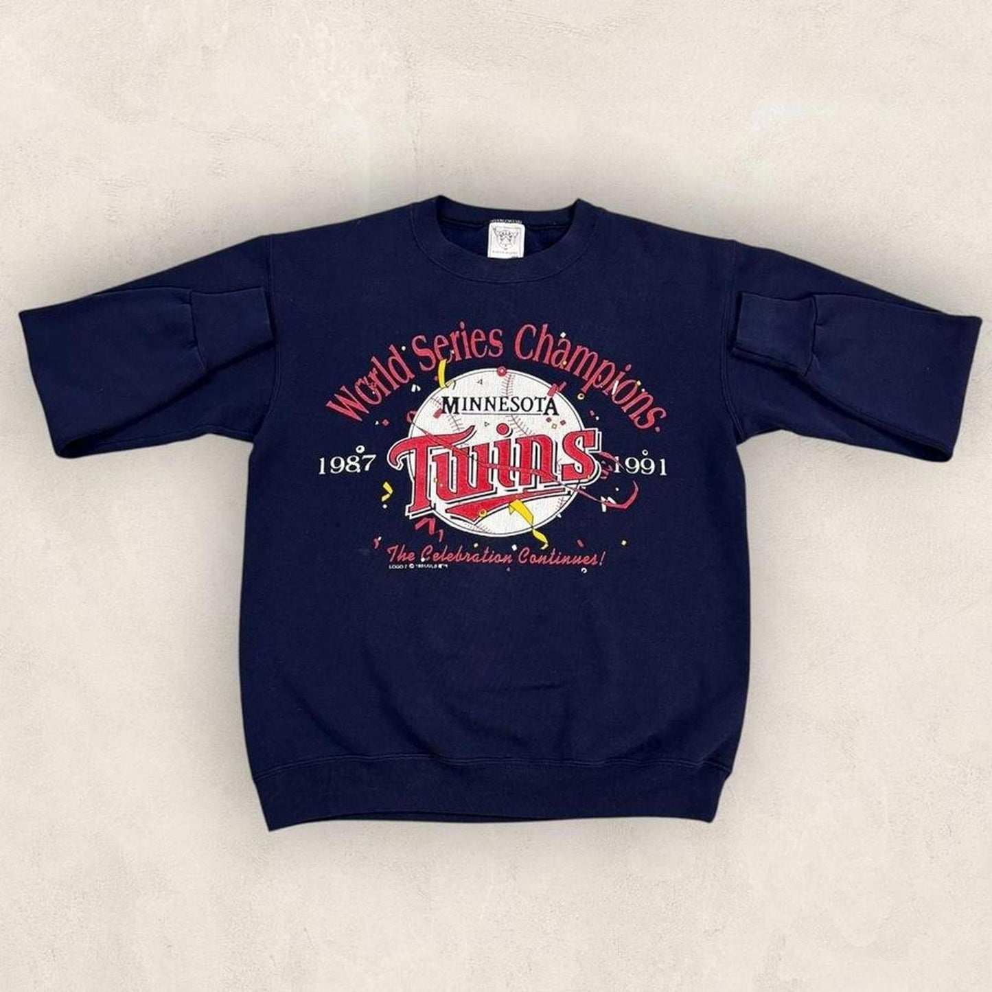 Vintage 90s USA Minnesota Twins MLB baseball World Series Champions sweatshirt