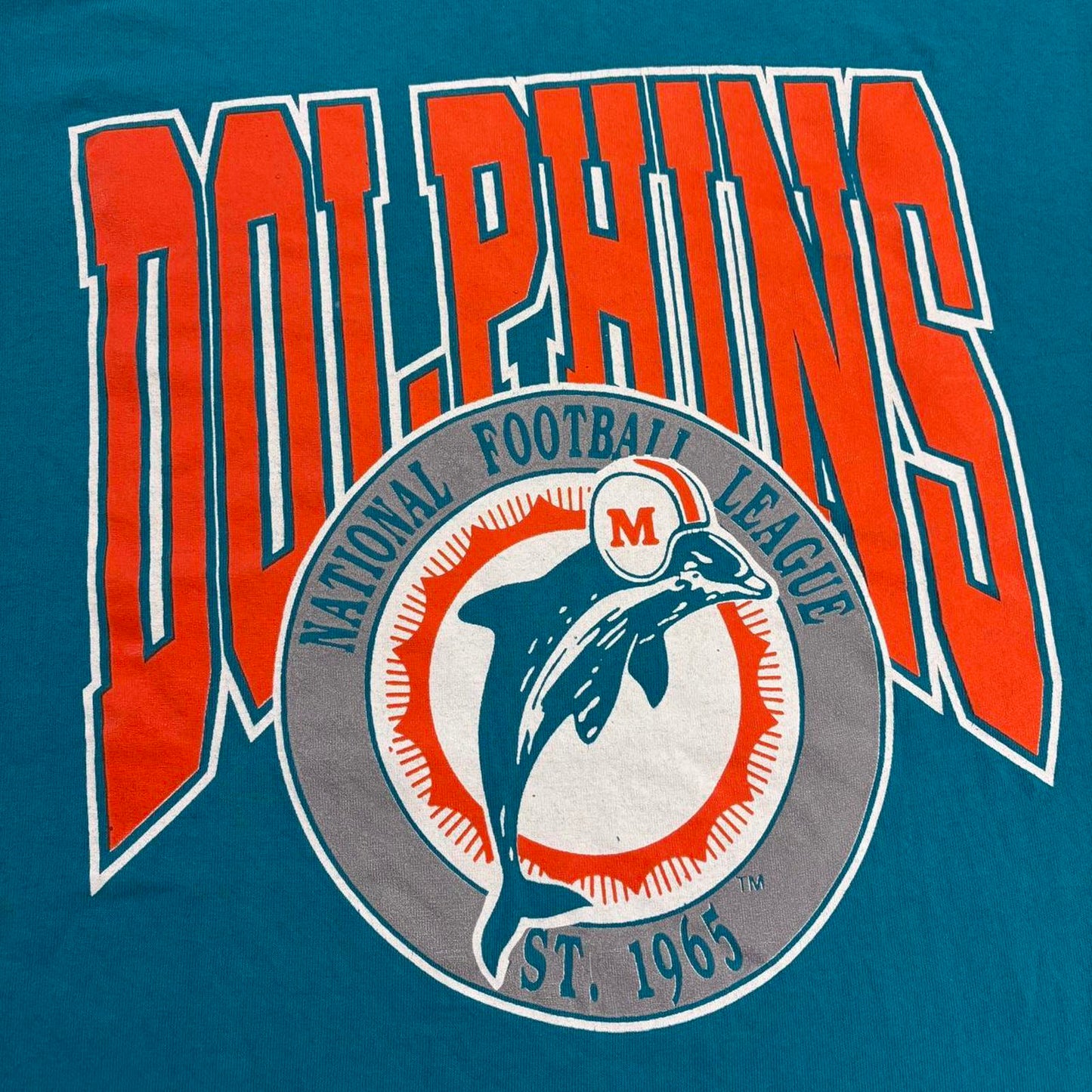 Vintage 90s USA Miami Dolphins NFL American Football graphic t-shirt
