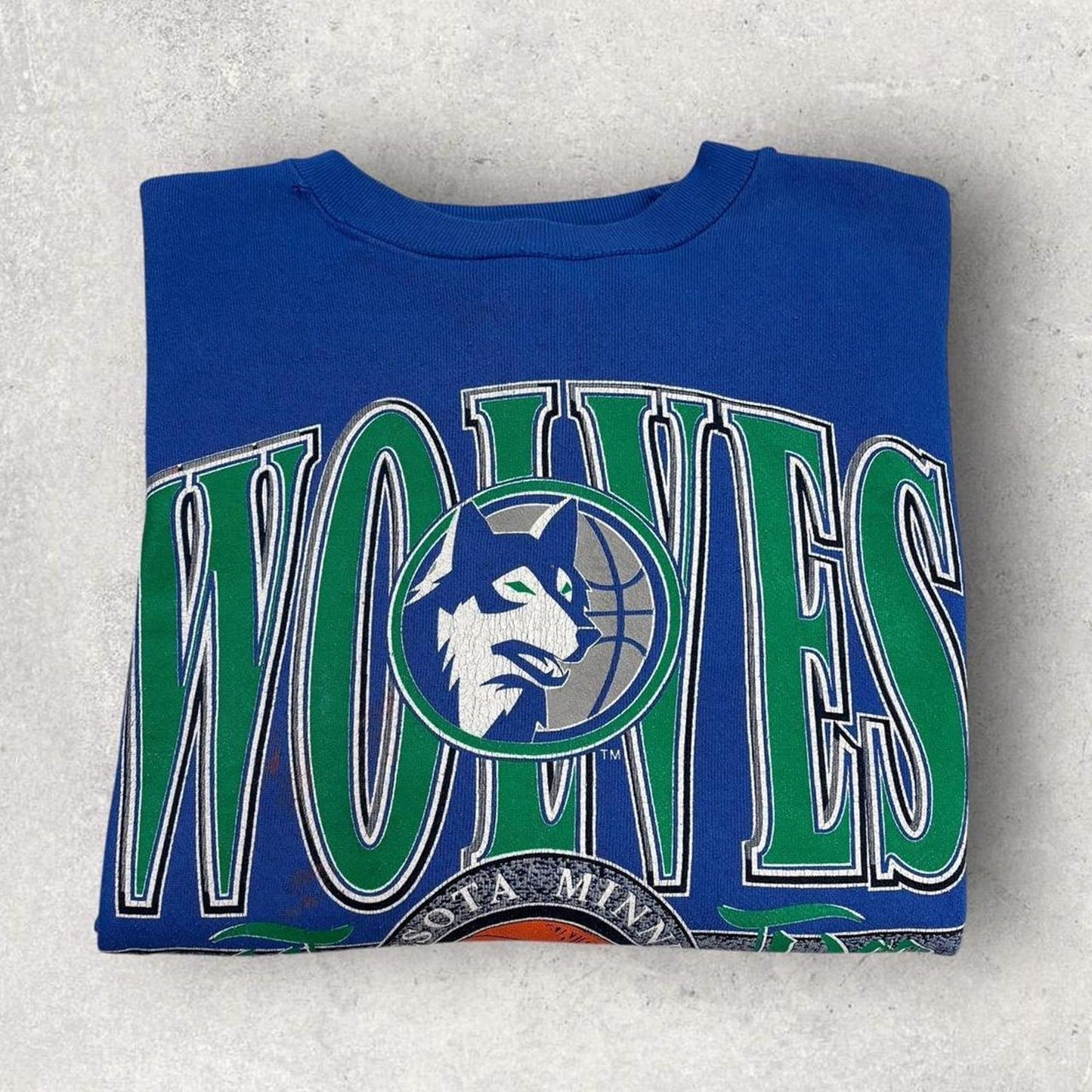 Vintage 90s USA Minnesota Timberwolves NBA basketball graphic sweatshirt