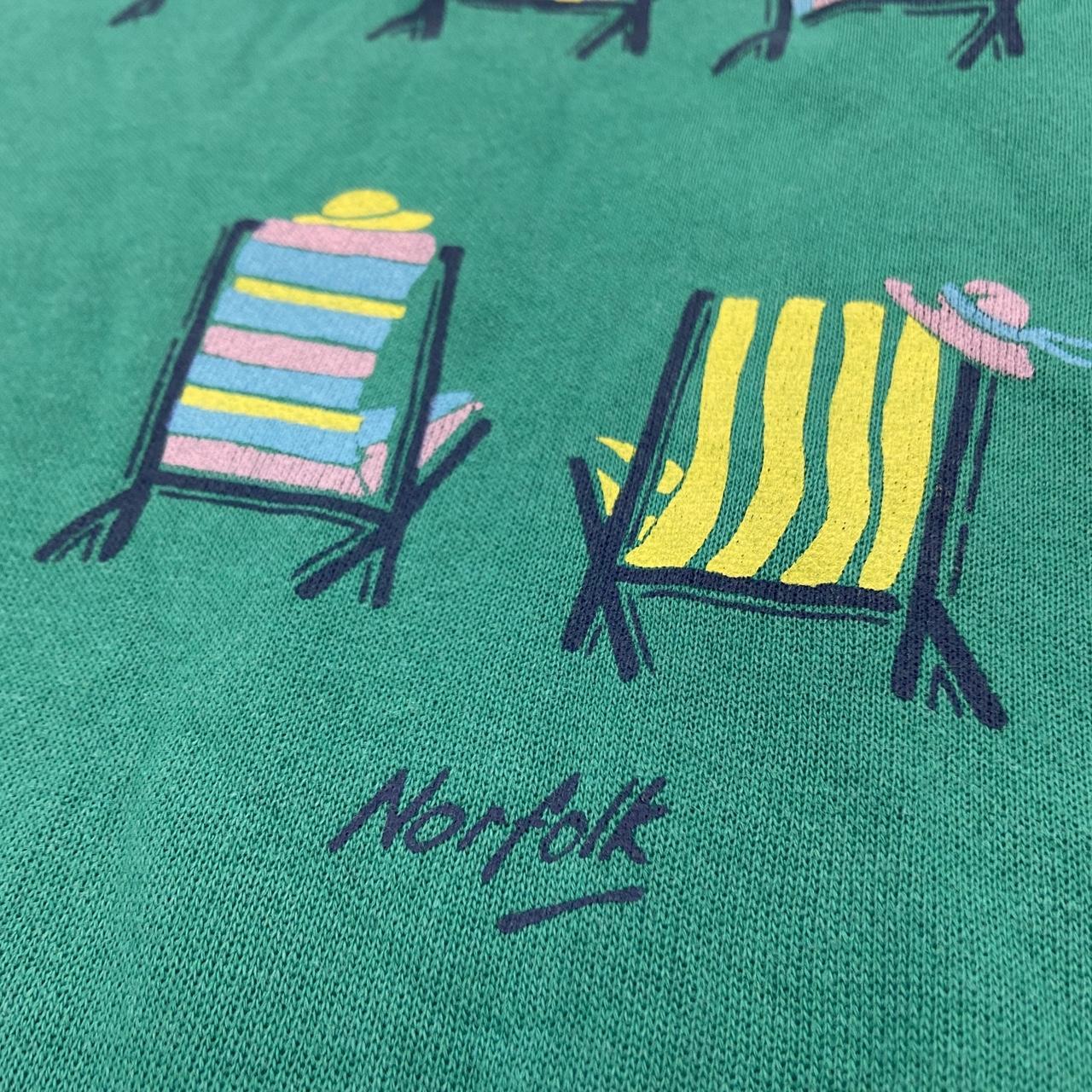 Vintage 90s USA Norfolk Virginia summer vacation deckchairs tourist souvenir graphic sweatshirt