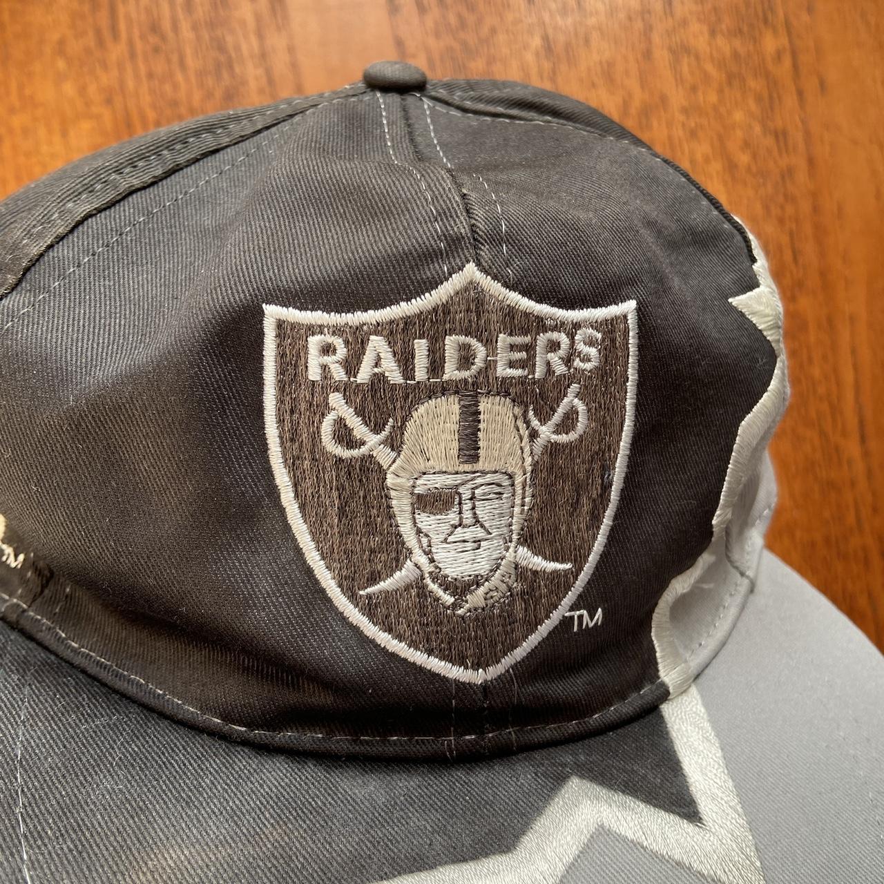 Vintage 90s USA Los Angeles Raiders NFL American Football shark tooth graphic cap