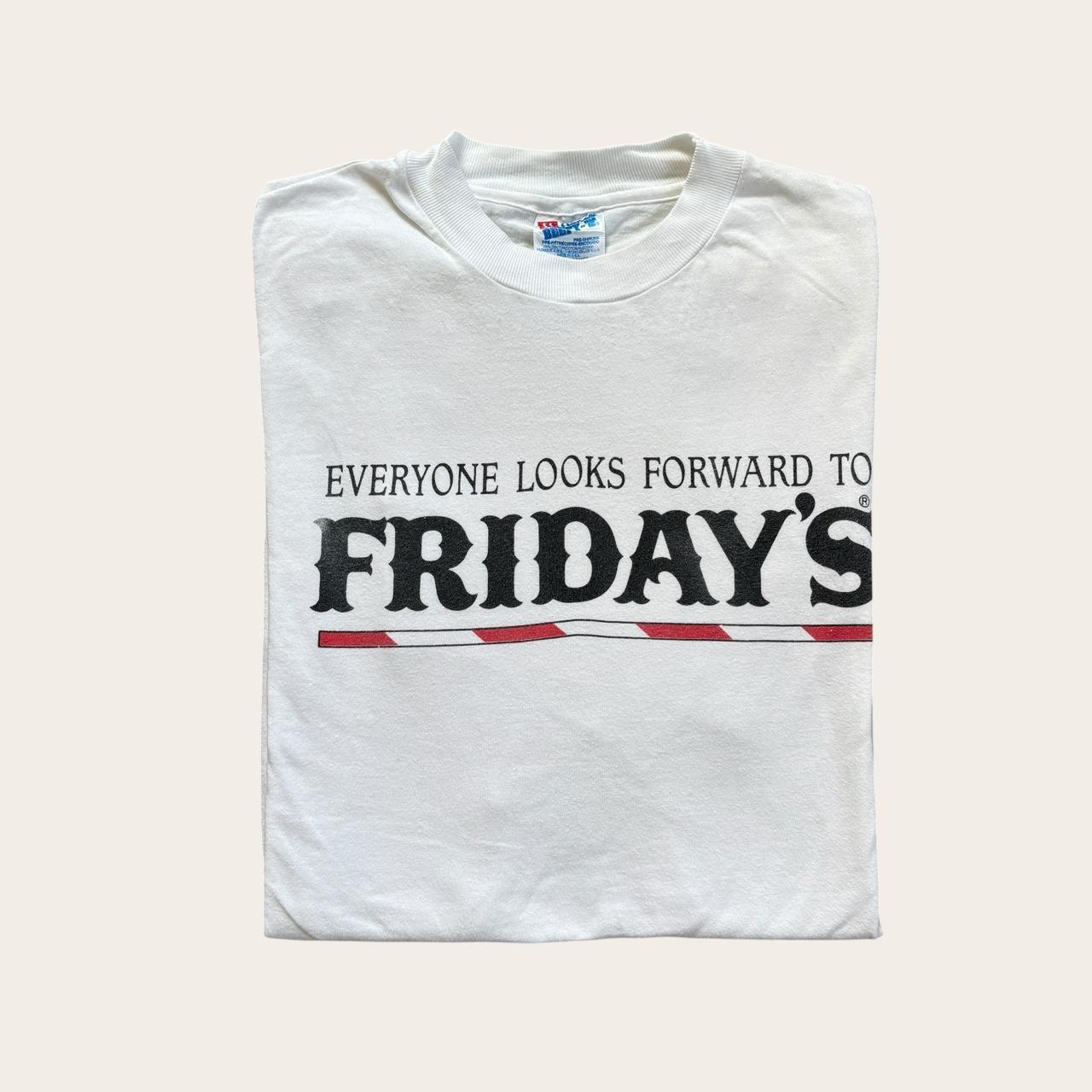 Vintage 90s USA TGI Friday’s restaurant bar souvenir t-shirt